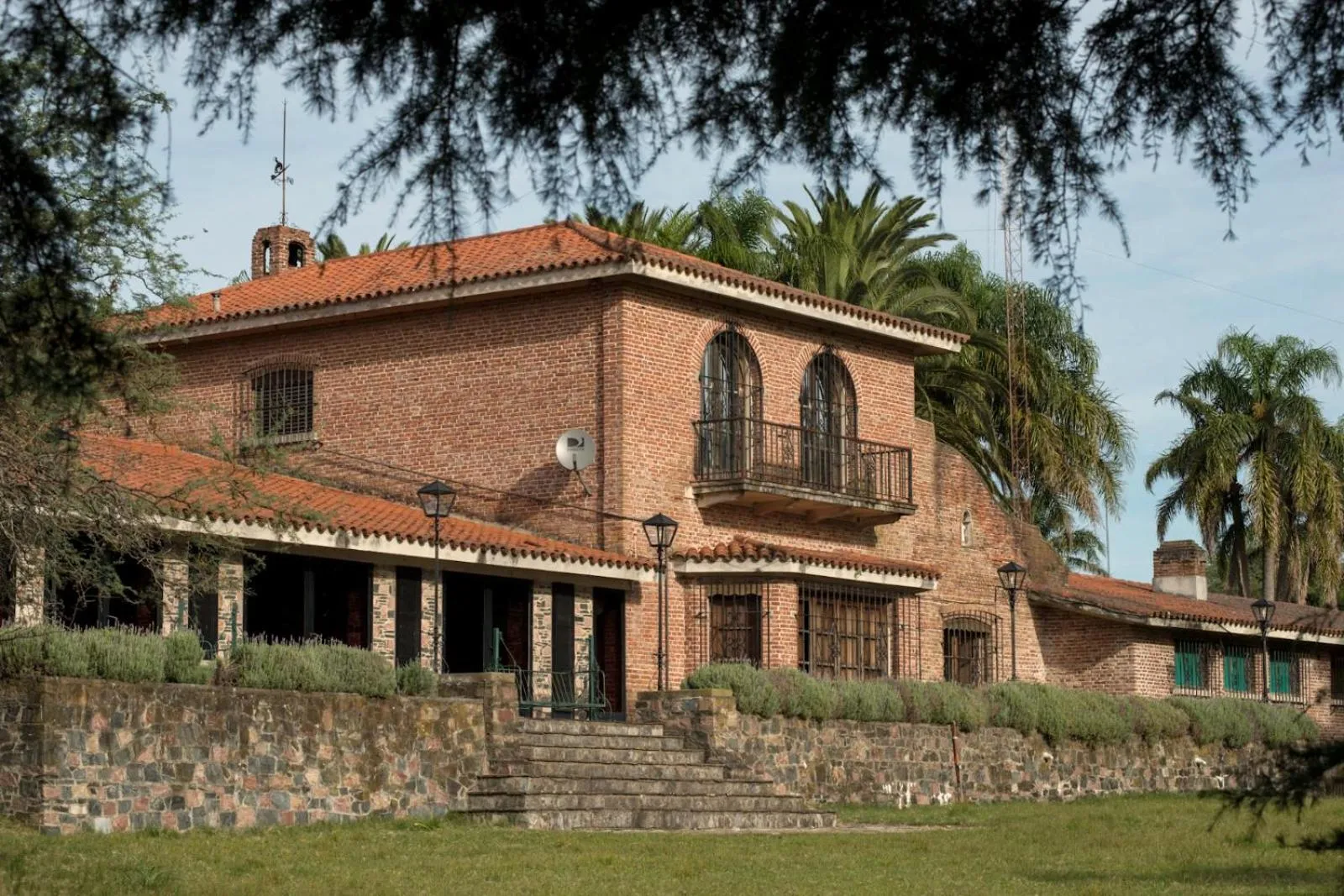 Property building in La Baguala