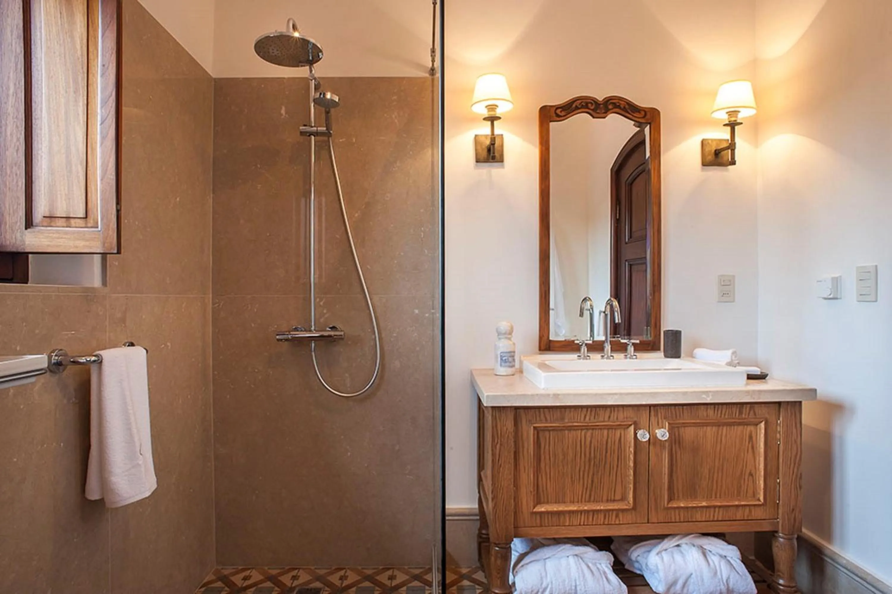 Shower in La Baguala