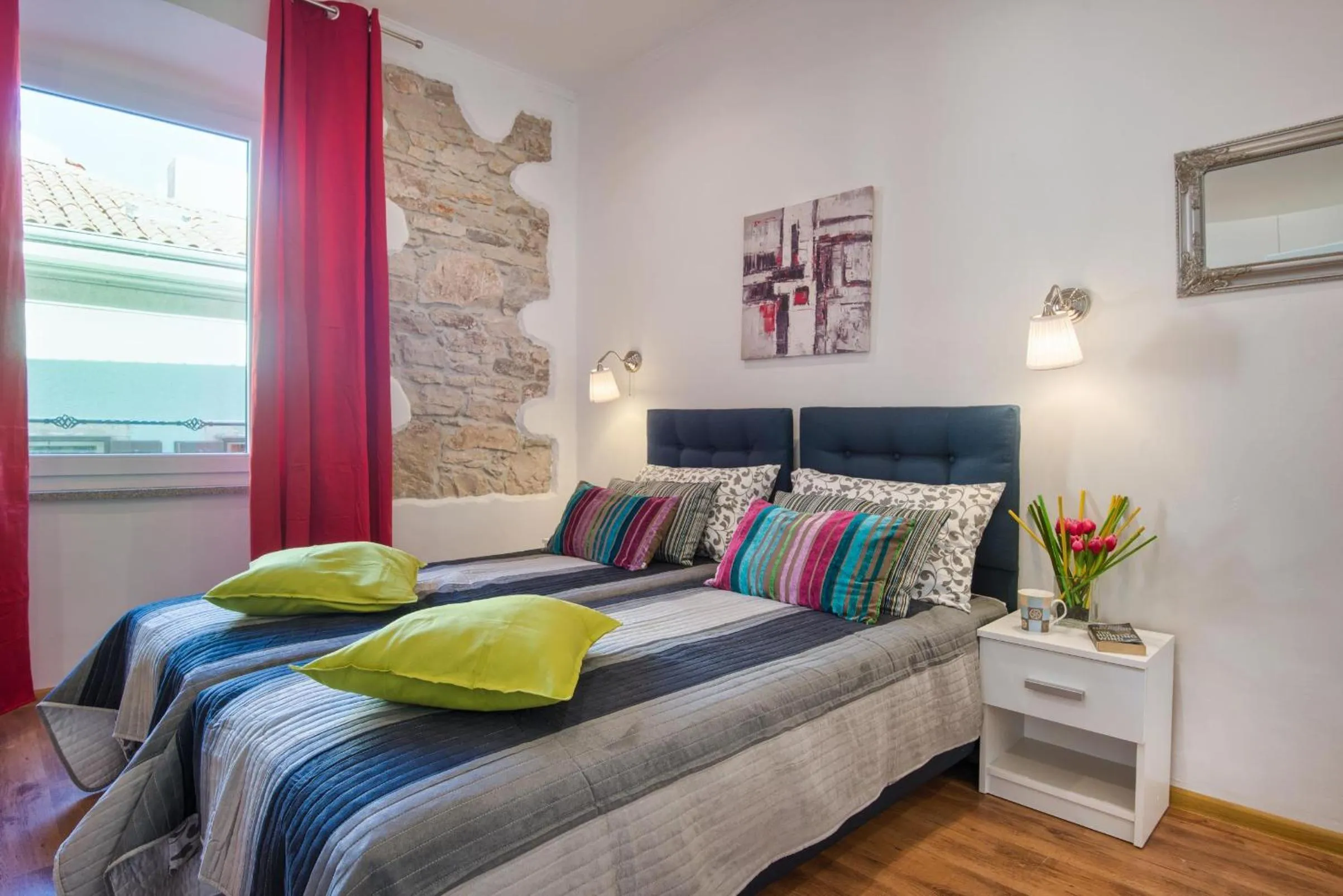 Photo of the whole room, Bed in Top Center Rooms & Studio