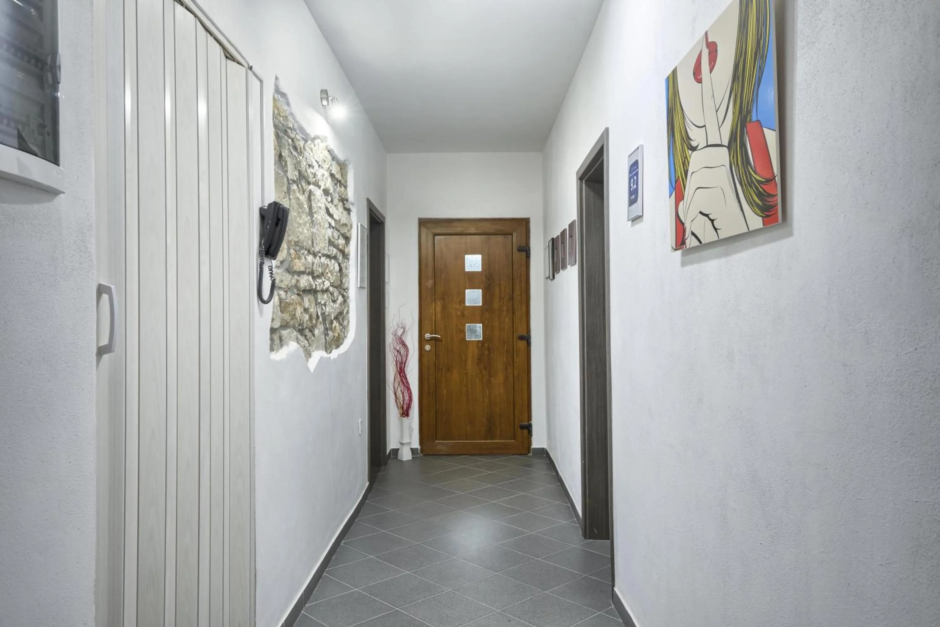 Facade/entrance in Top Center Rooms & Studio