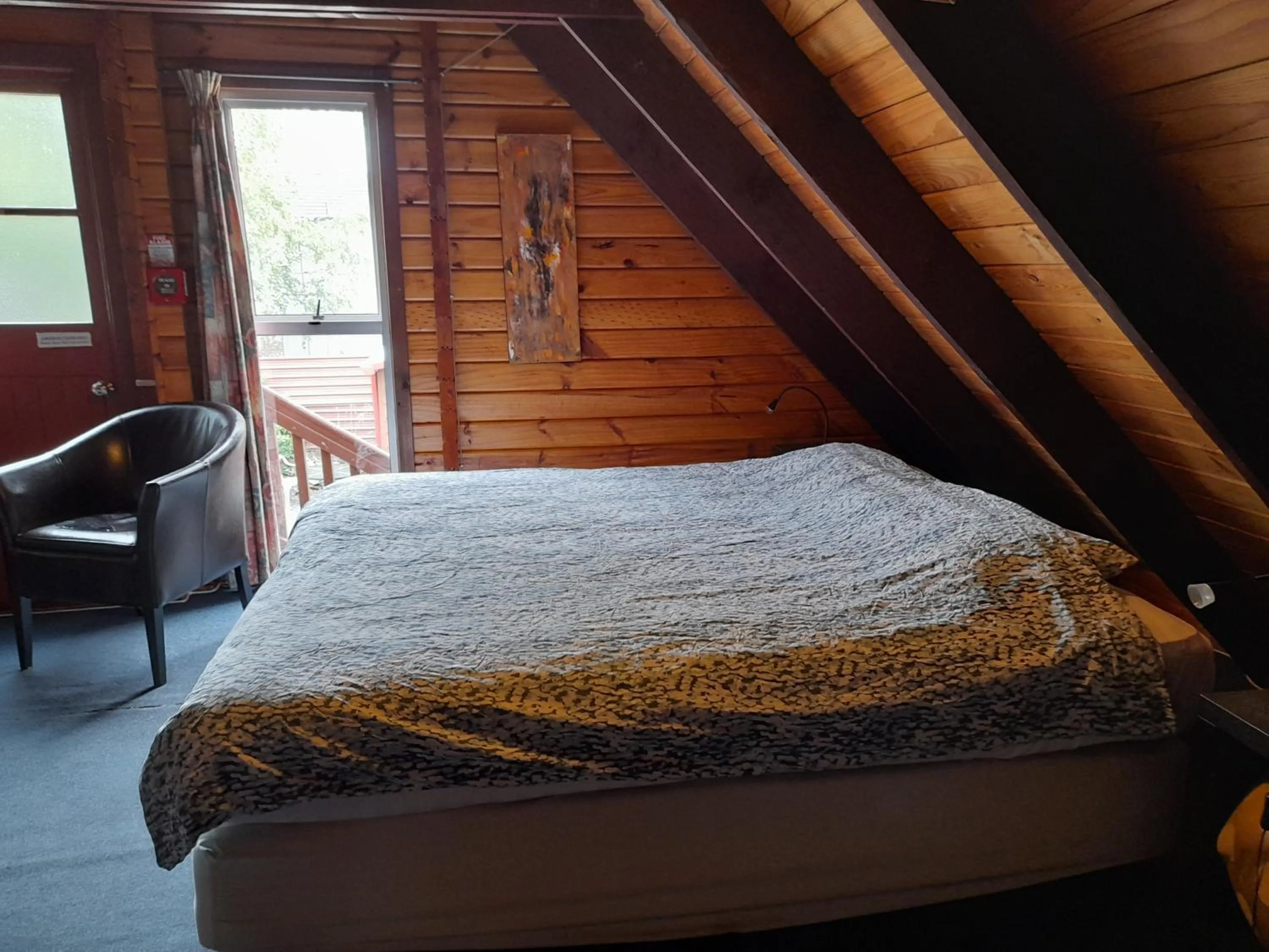 Bed in Hanmer Backpackers