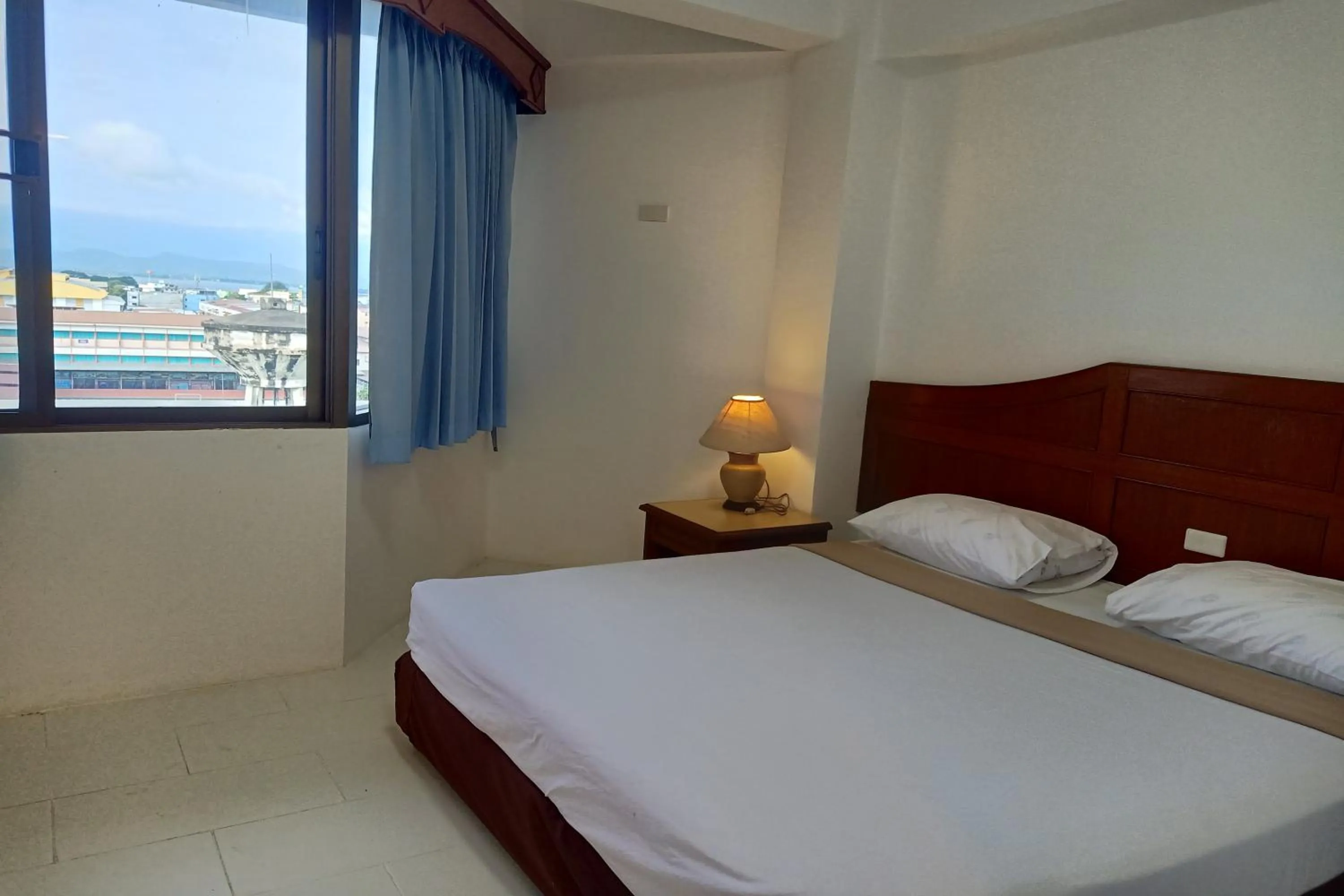 Bedroom, Bed in Phayao Northern Lake Hotel