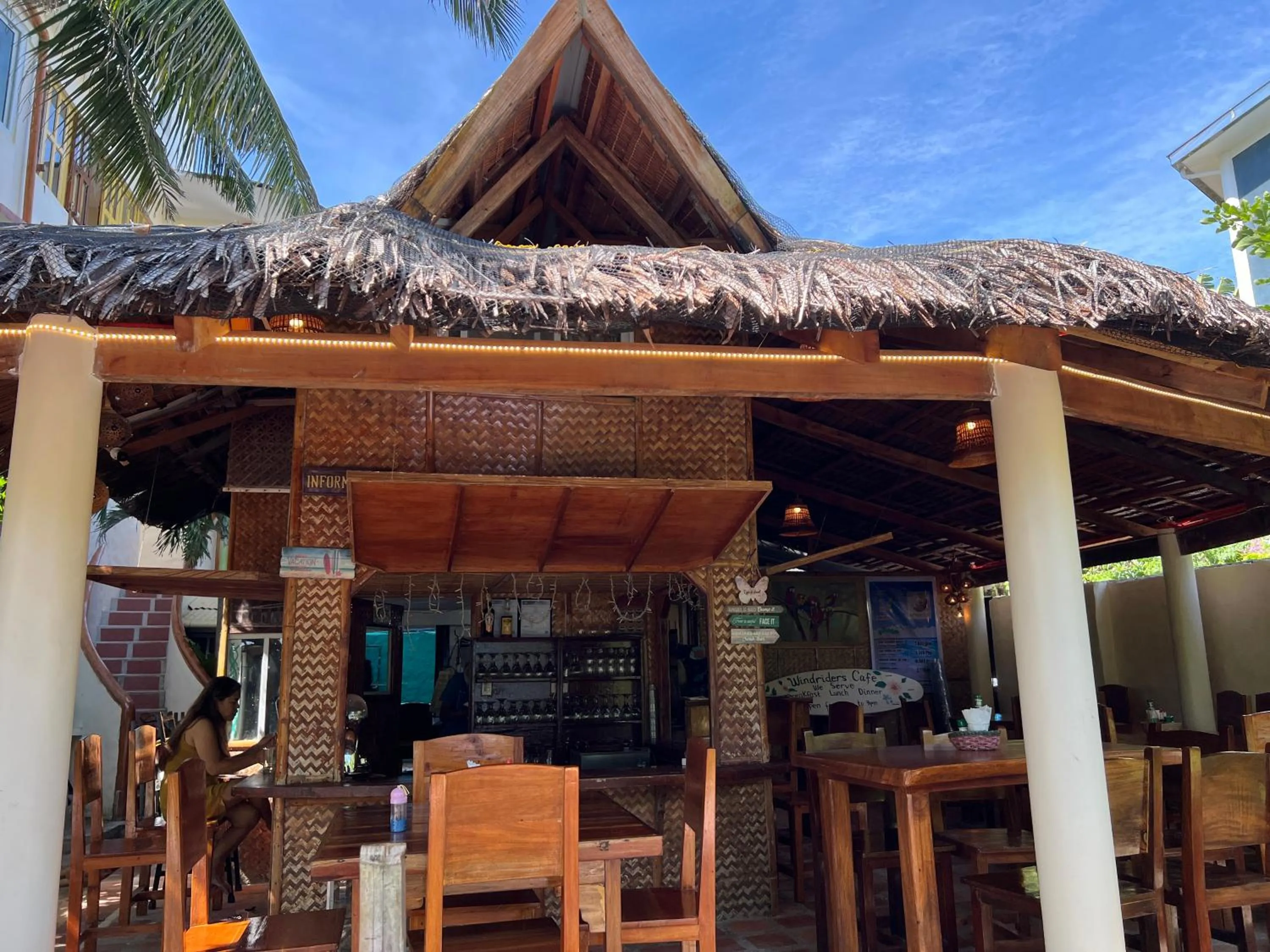 Restaurant/places to eat in Wind Rider's Inn