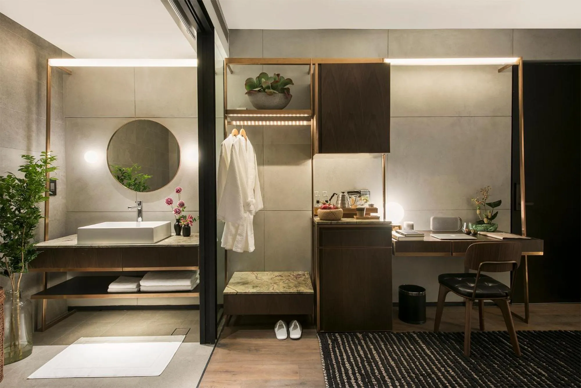 Bathroom in The Warehouse Hotel, Singapore, a Member of Design Hotels