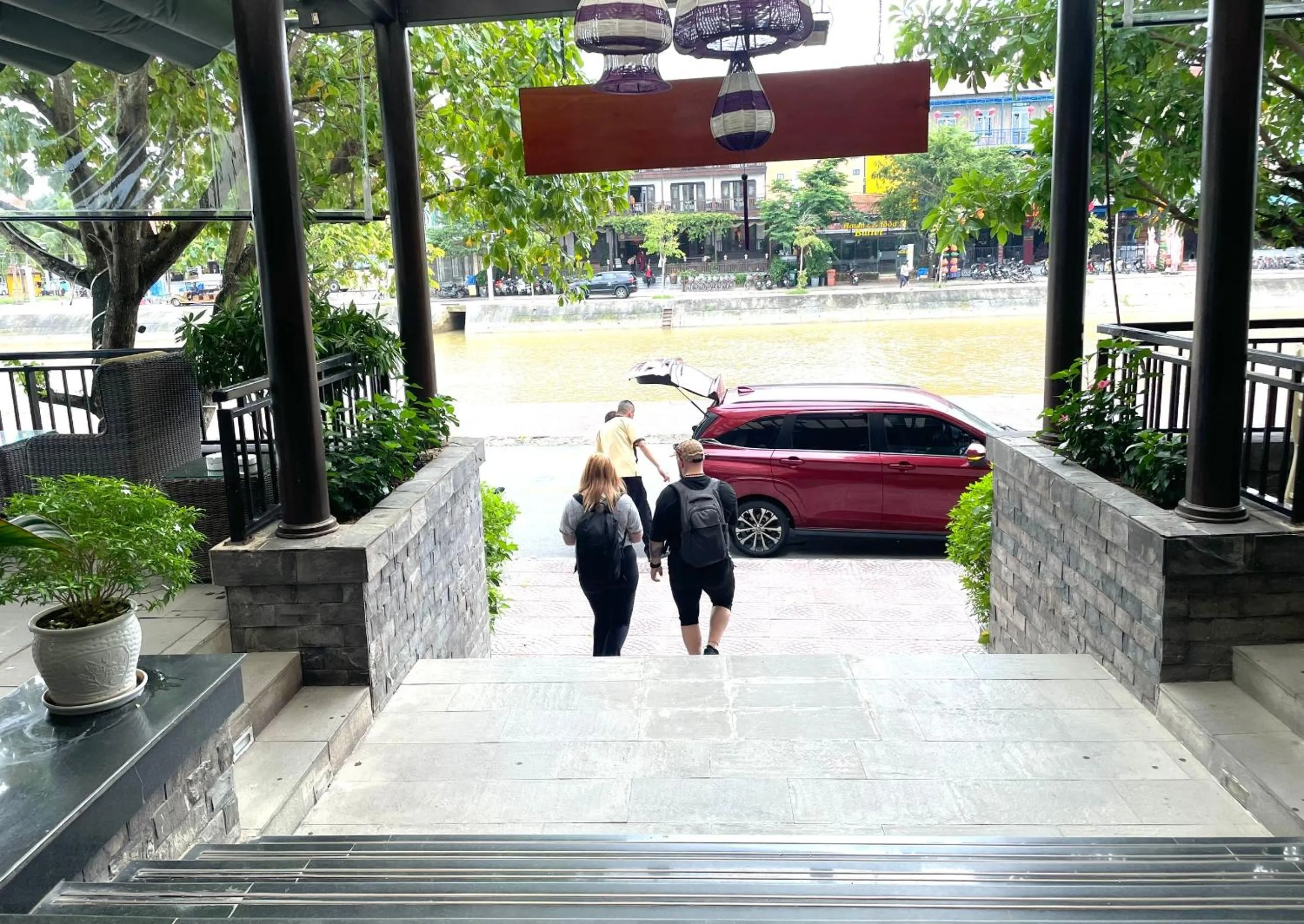 Guests in River Suites Hoi An