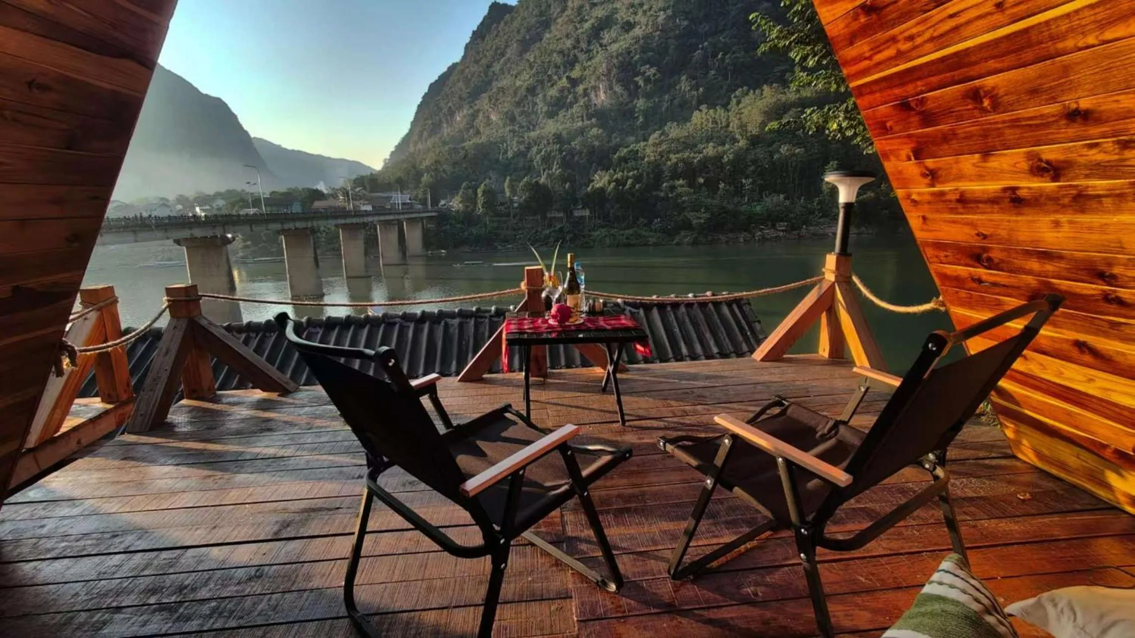 Balcony/Terrace in Pont Inn Nong Khiaw