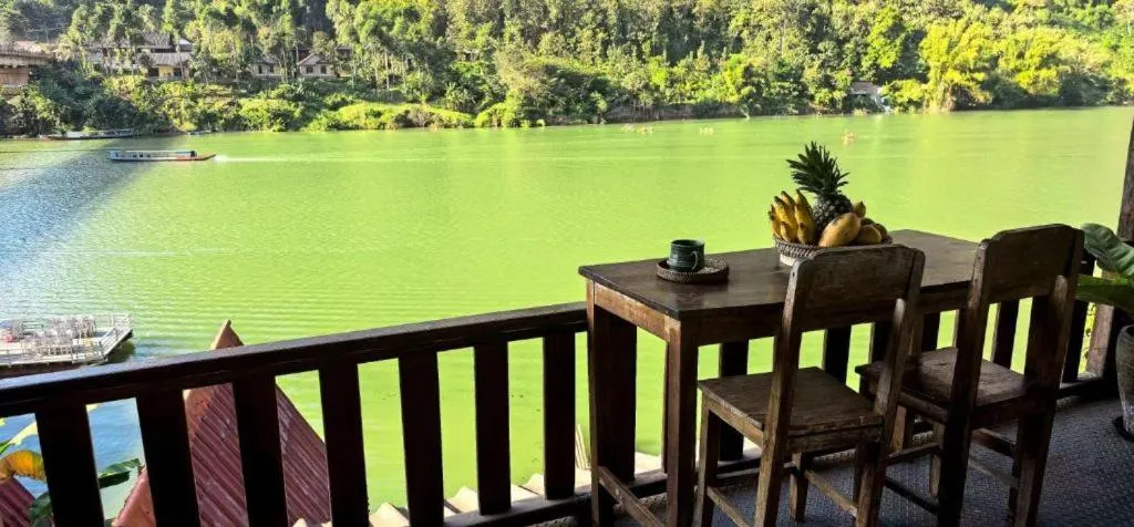 River view in Pont Inn Nong Khiaw