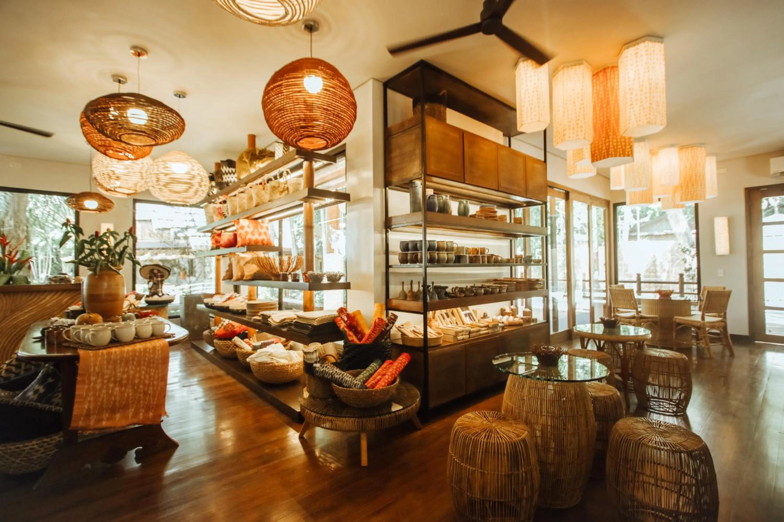 On-site shops in Pearl Farm Beach Resort