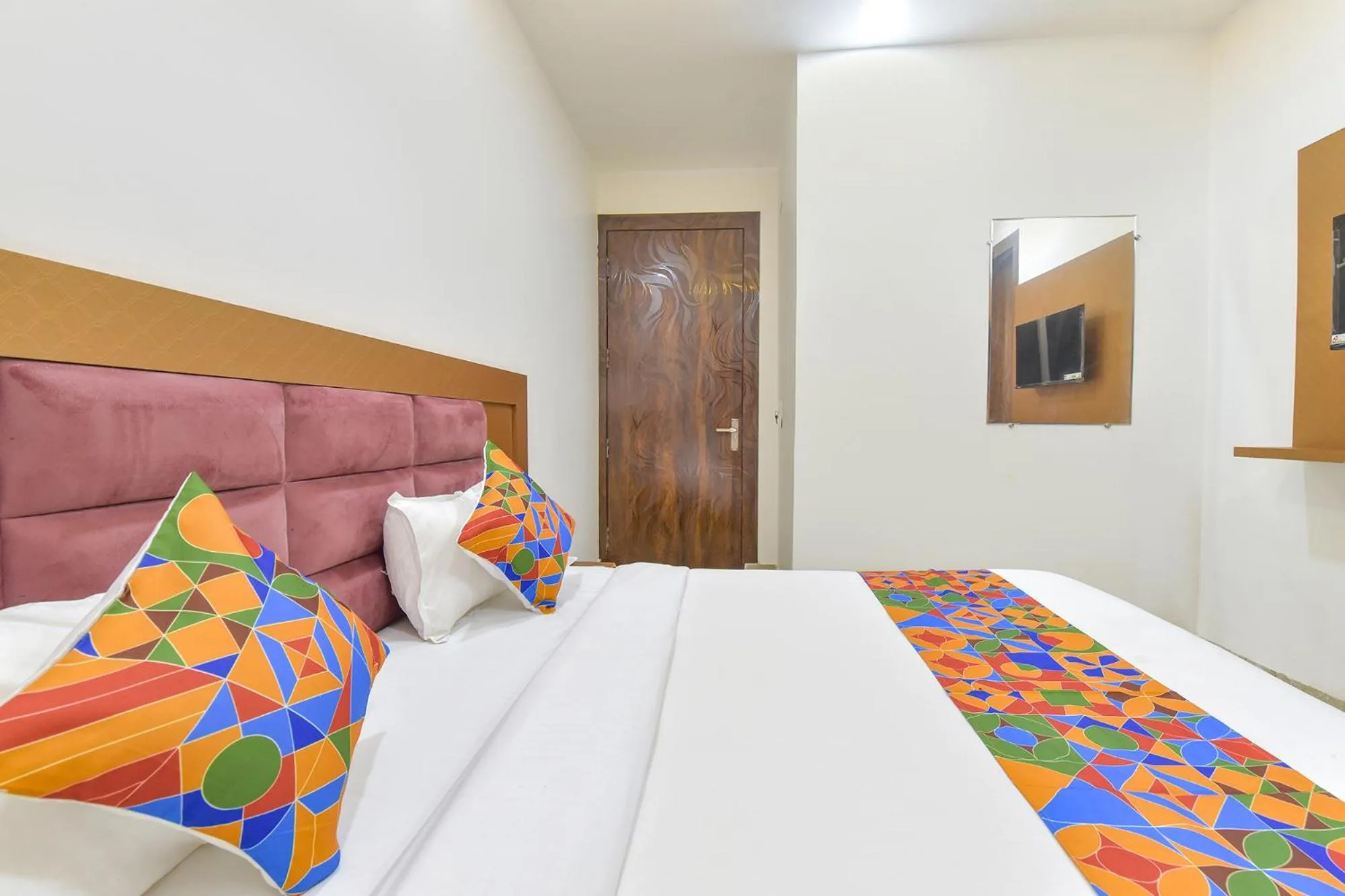 Bed in FabHotel Hari Residency