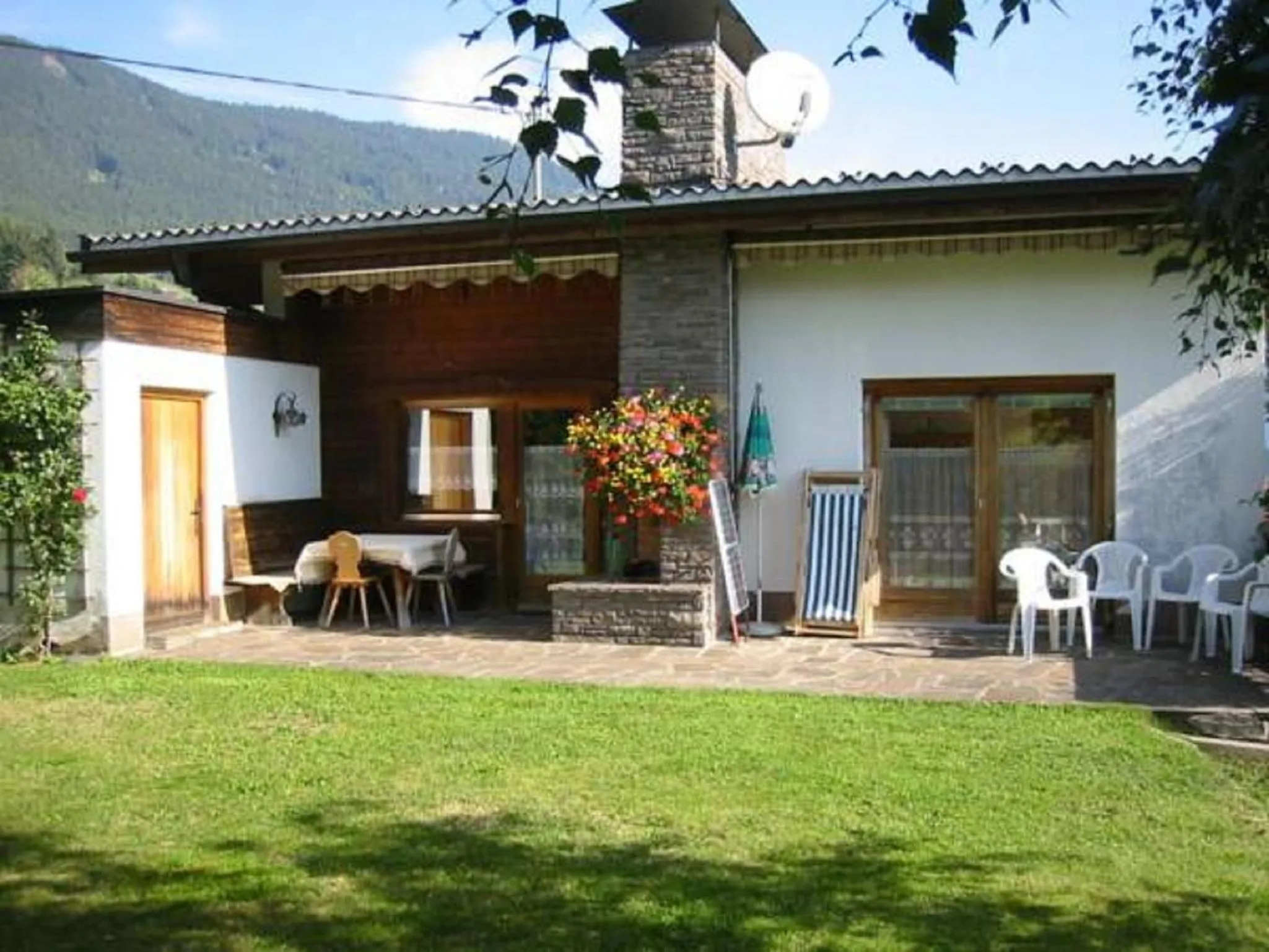 Facade/entrance in Ferienhaus Gundolf Peter