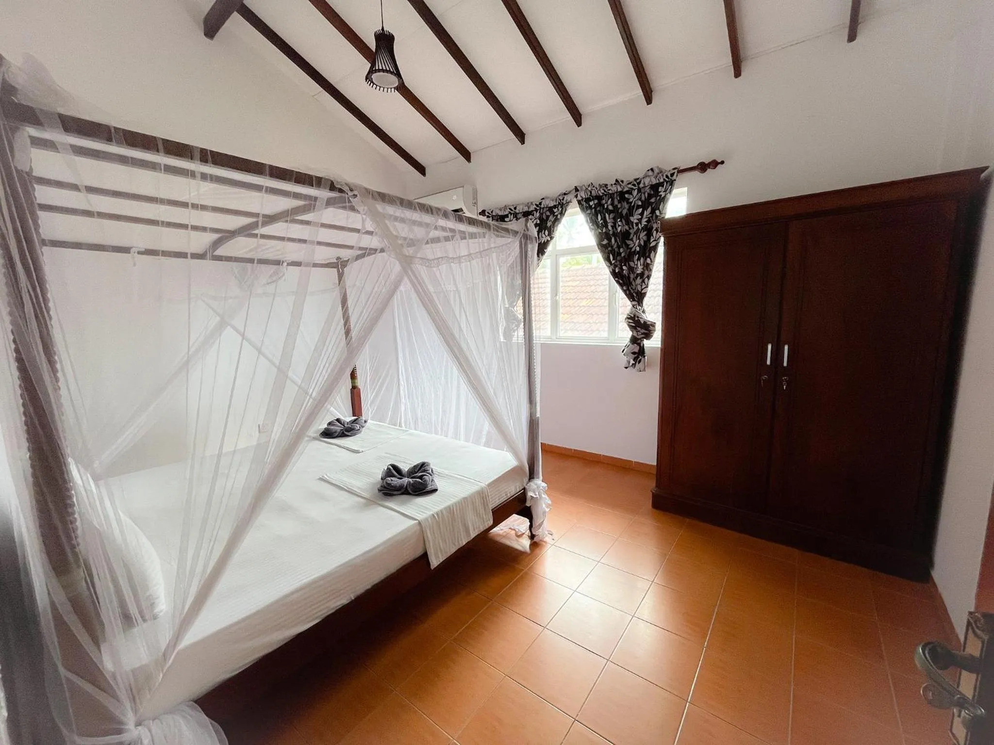 Photo of the whole room, Bed in Pearl Island Beach Hotel