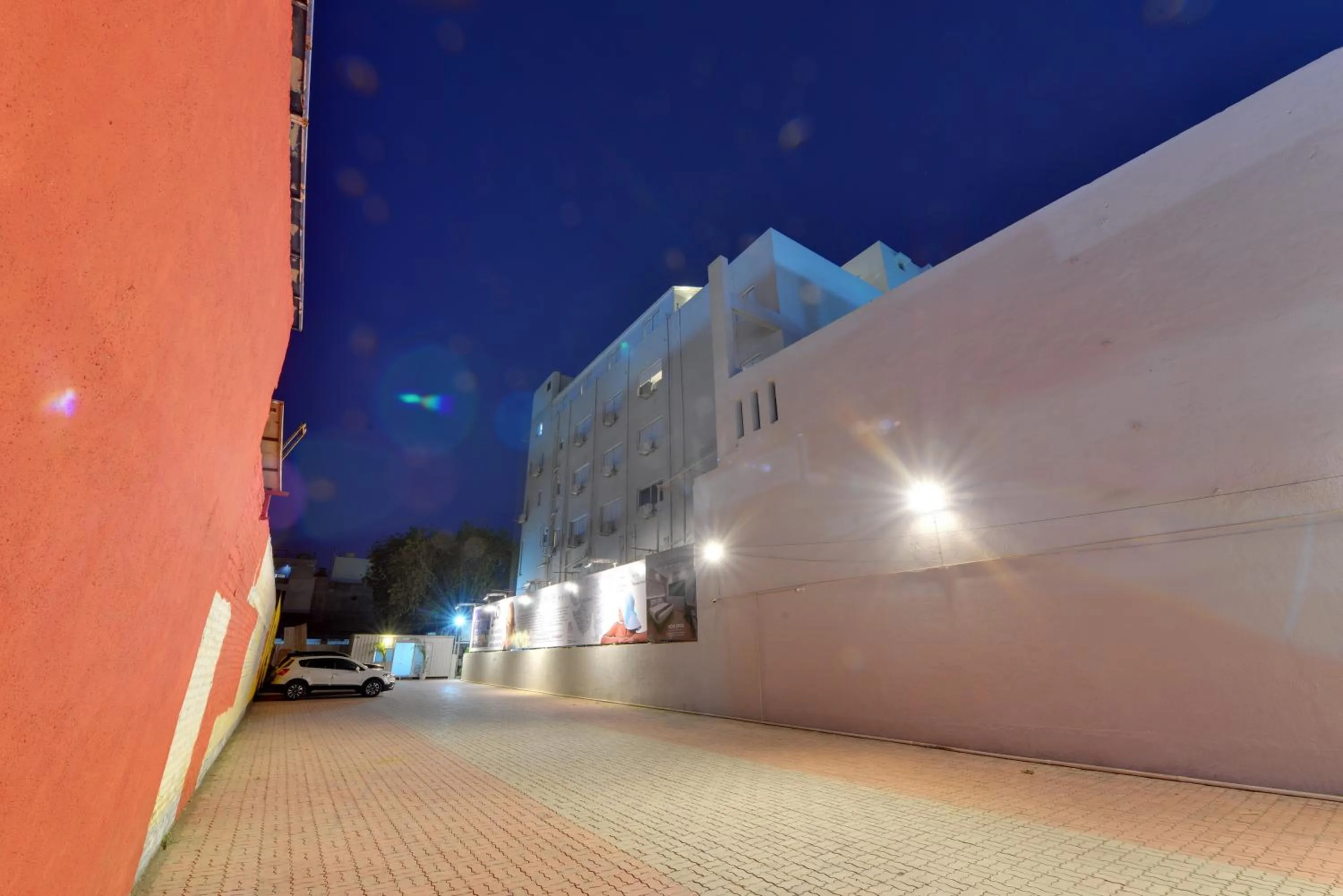 Parking in Iris Beacon Hotel