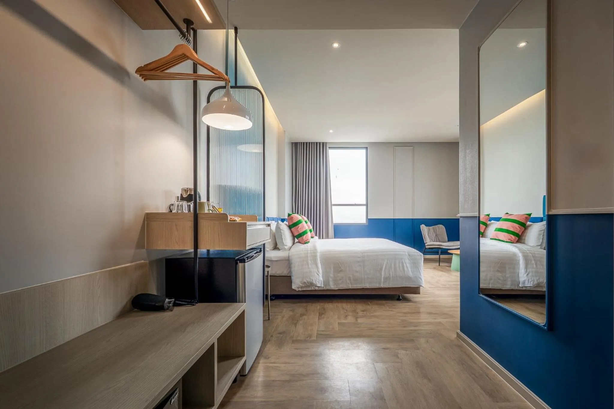 Bedroom, Bed in The Quarter Ramkhamhaeng by UHG