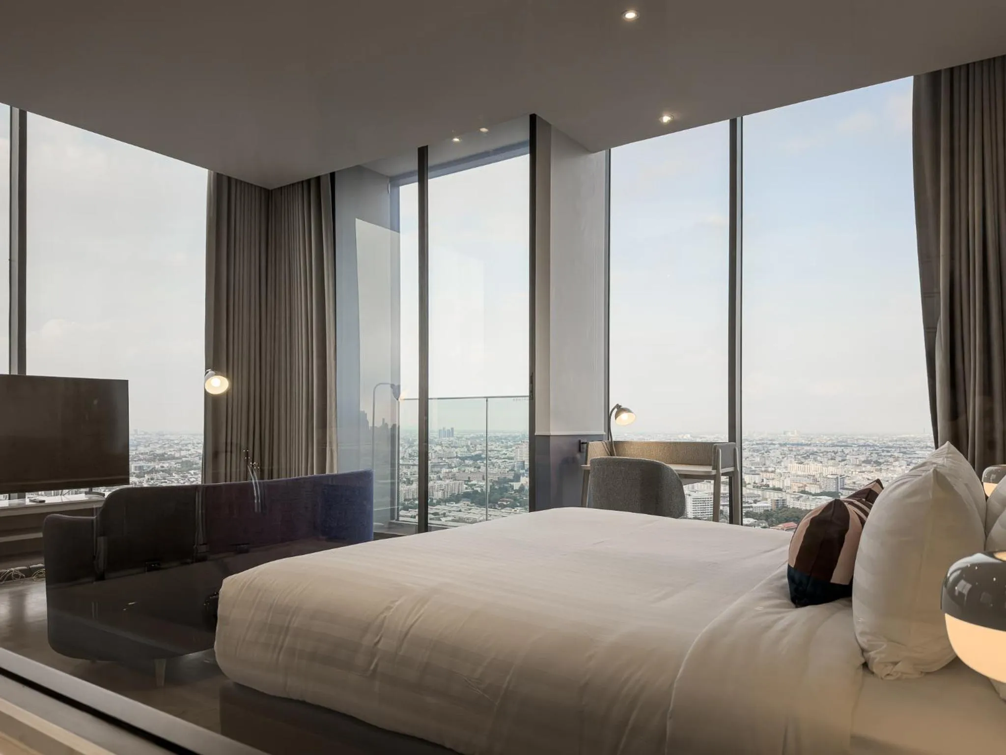 Bed in The Quarter Ramkhamhaeng by UHG