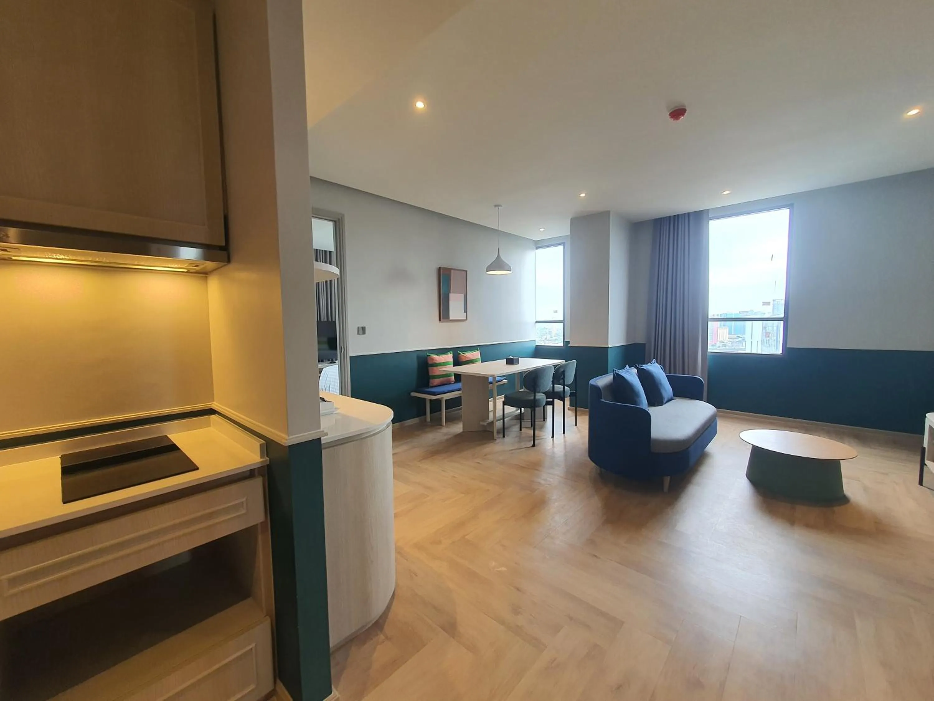 Dining area in The Quarter Ramkhamhaeng by UHG