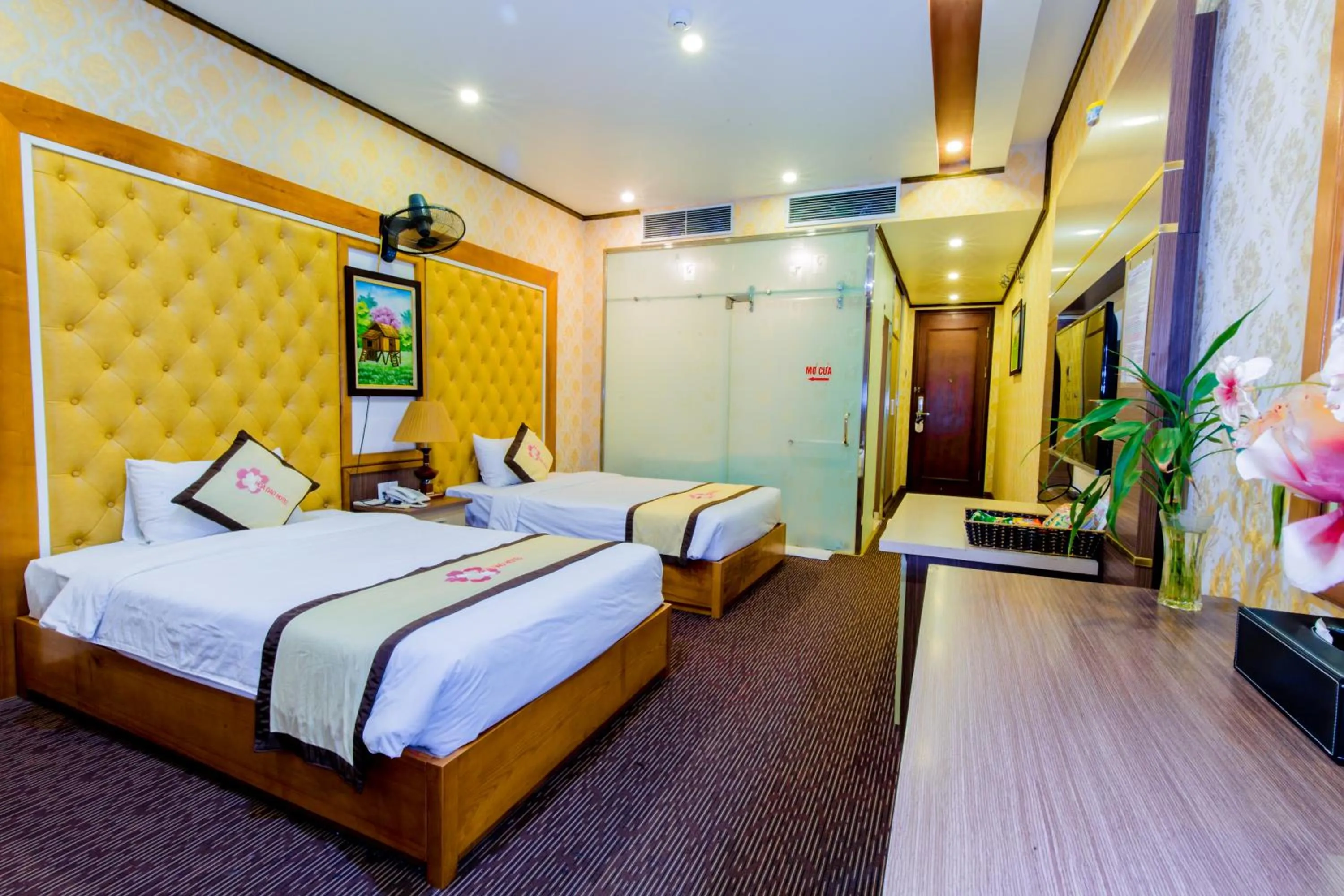 Bed in Hoa Dao Hotel