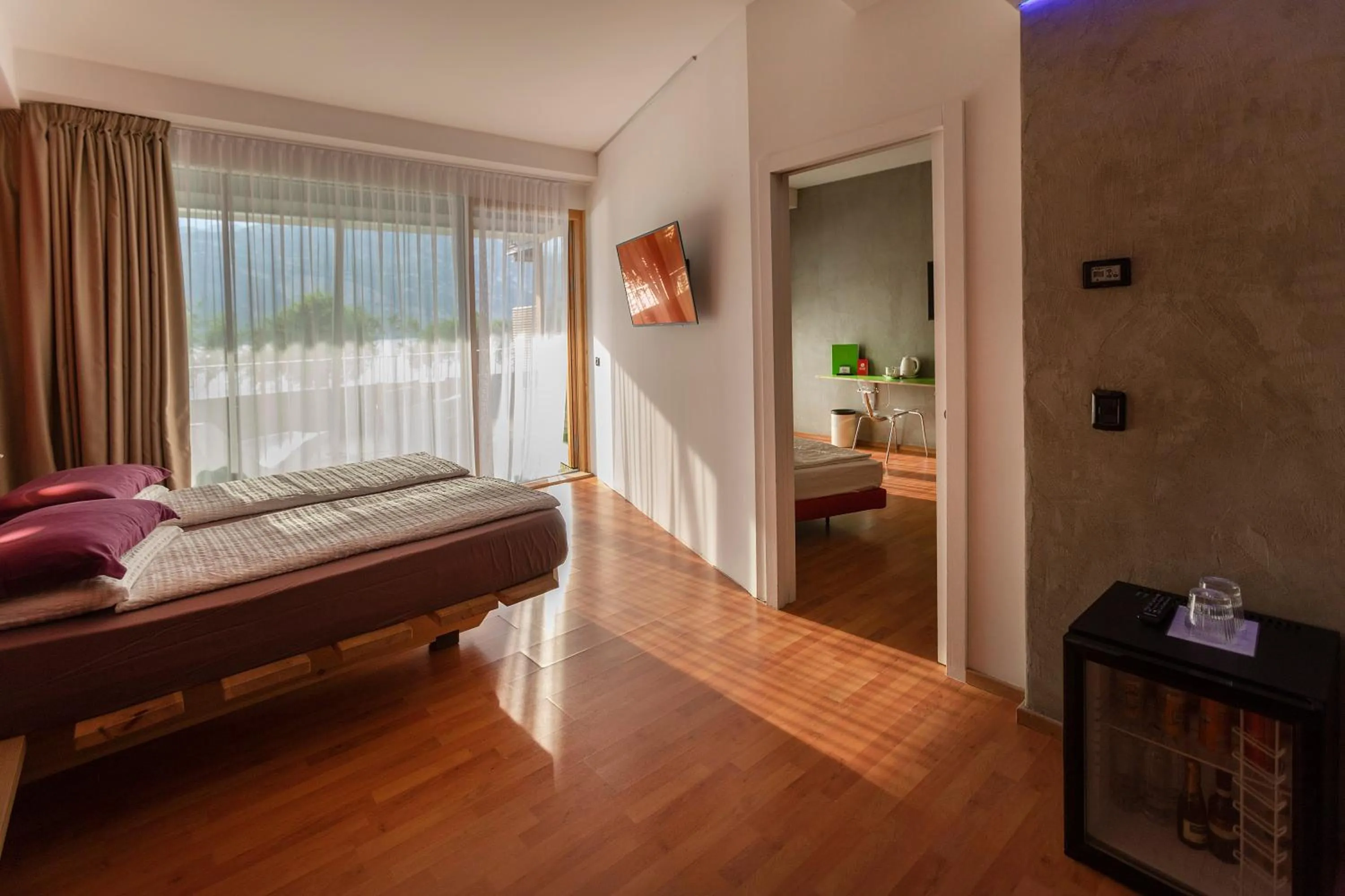 Photo of the whole room, Bed in Ambienthotel PrimaLuna 3S