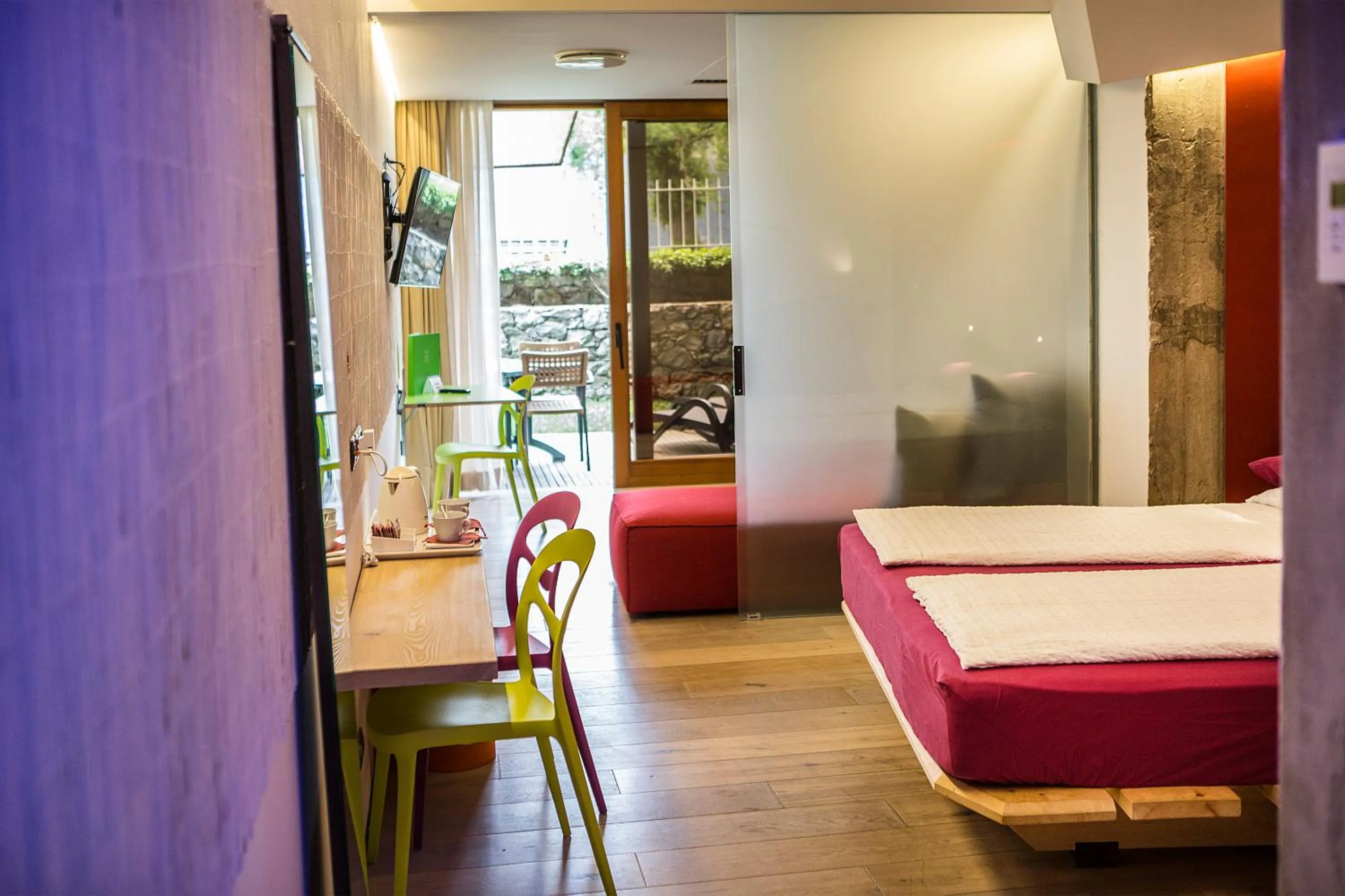 Photo of the whole room, Bed in Ambienthotel PrimaLuna 3S