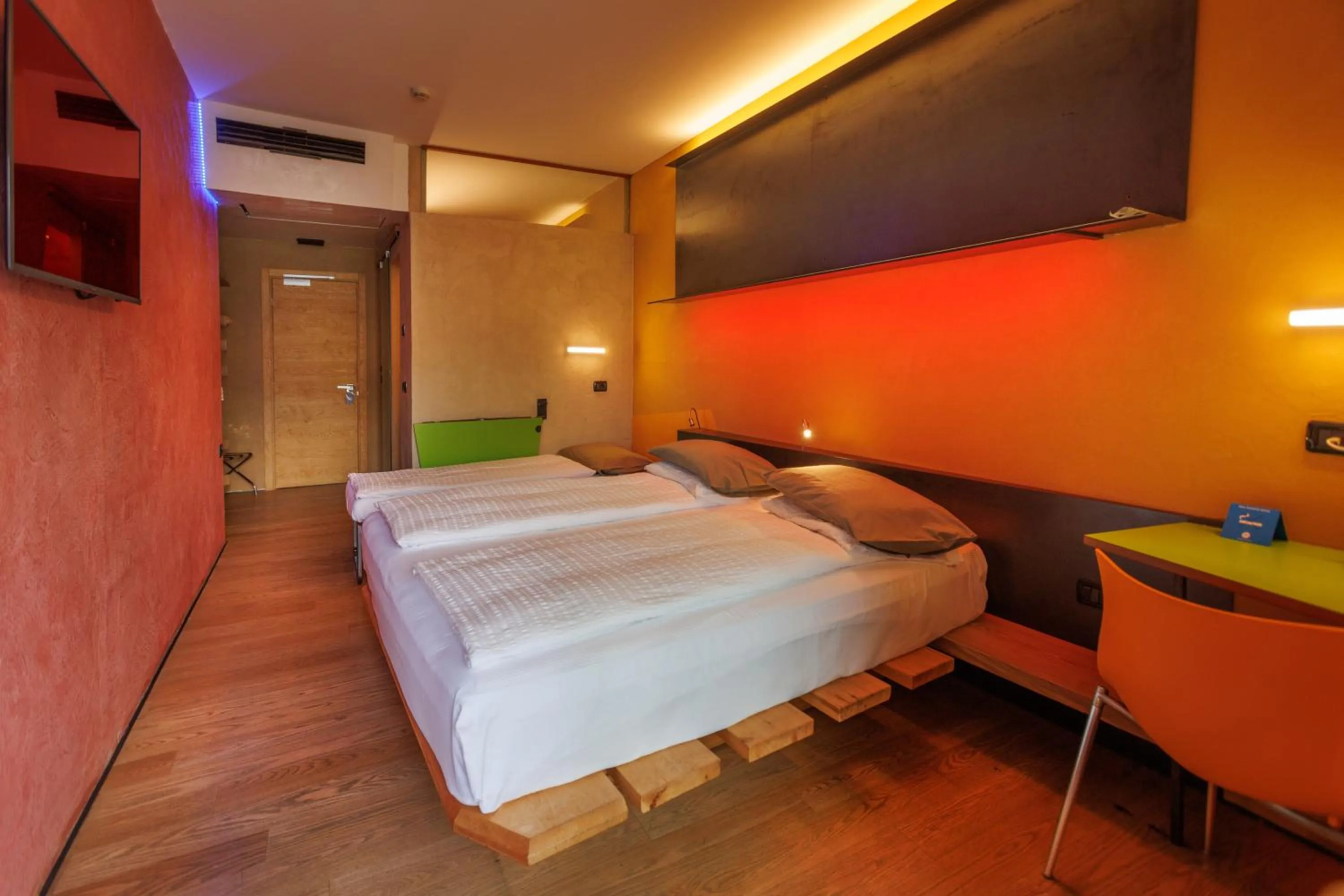 Bed in Ambienthotel PrimaLuna 3S