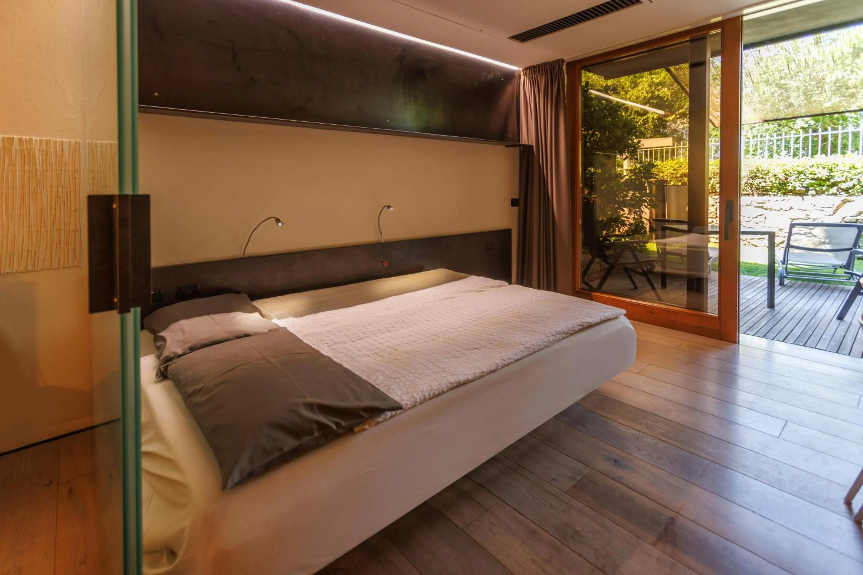 Bed in Ambienthotel PrimaLuna 3S