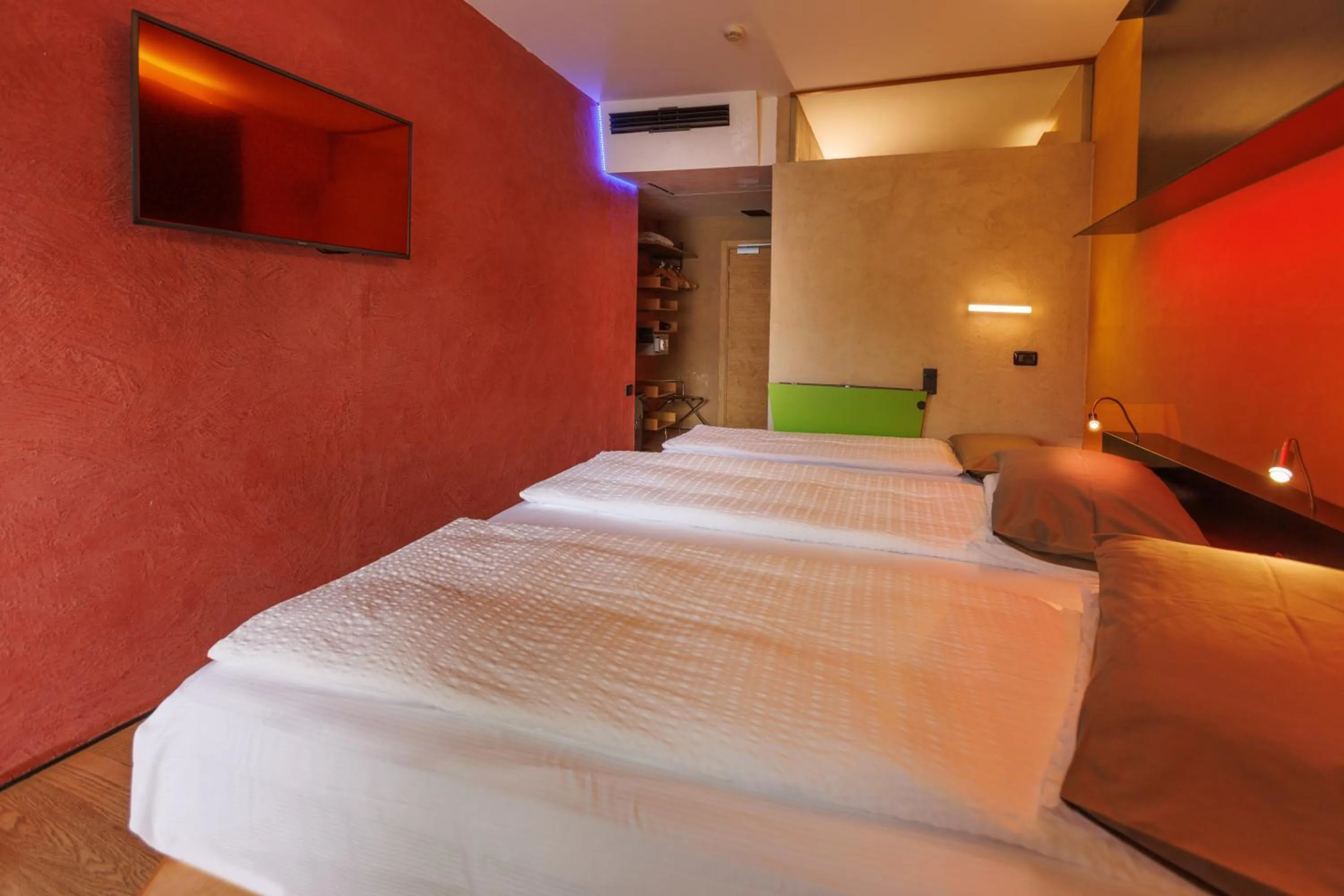 Bed in Ambienthotel PrimaLuna 3S