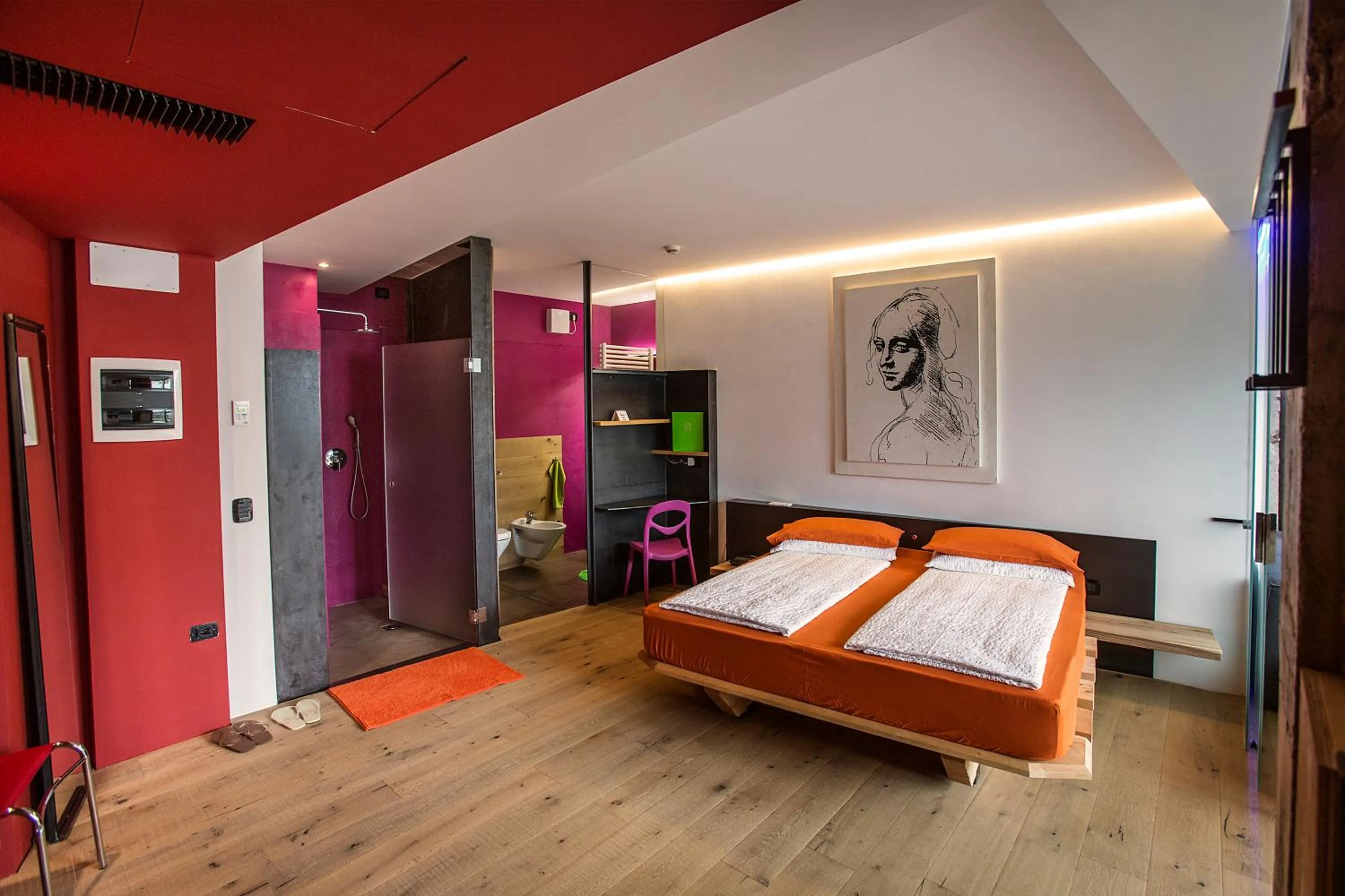 Photo of the whole room, Bed in Ambienthotel PrimaLuna 3S