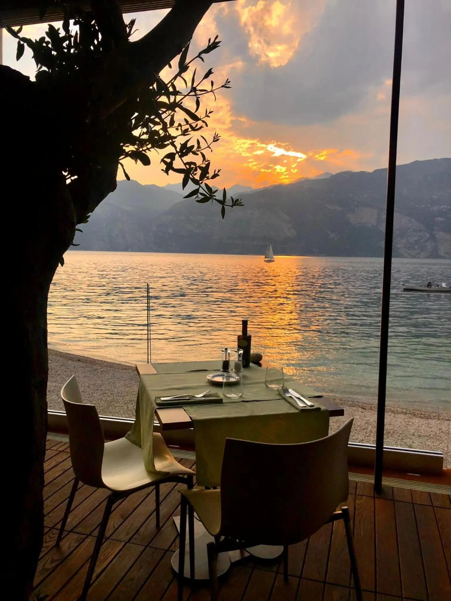 Restaurant/places to eat in Ambienthotel PrimaLuna 3S