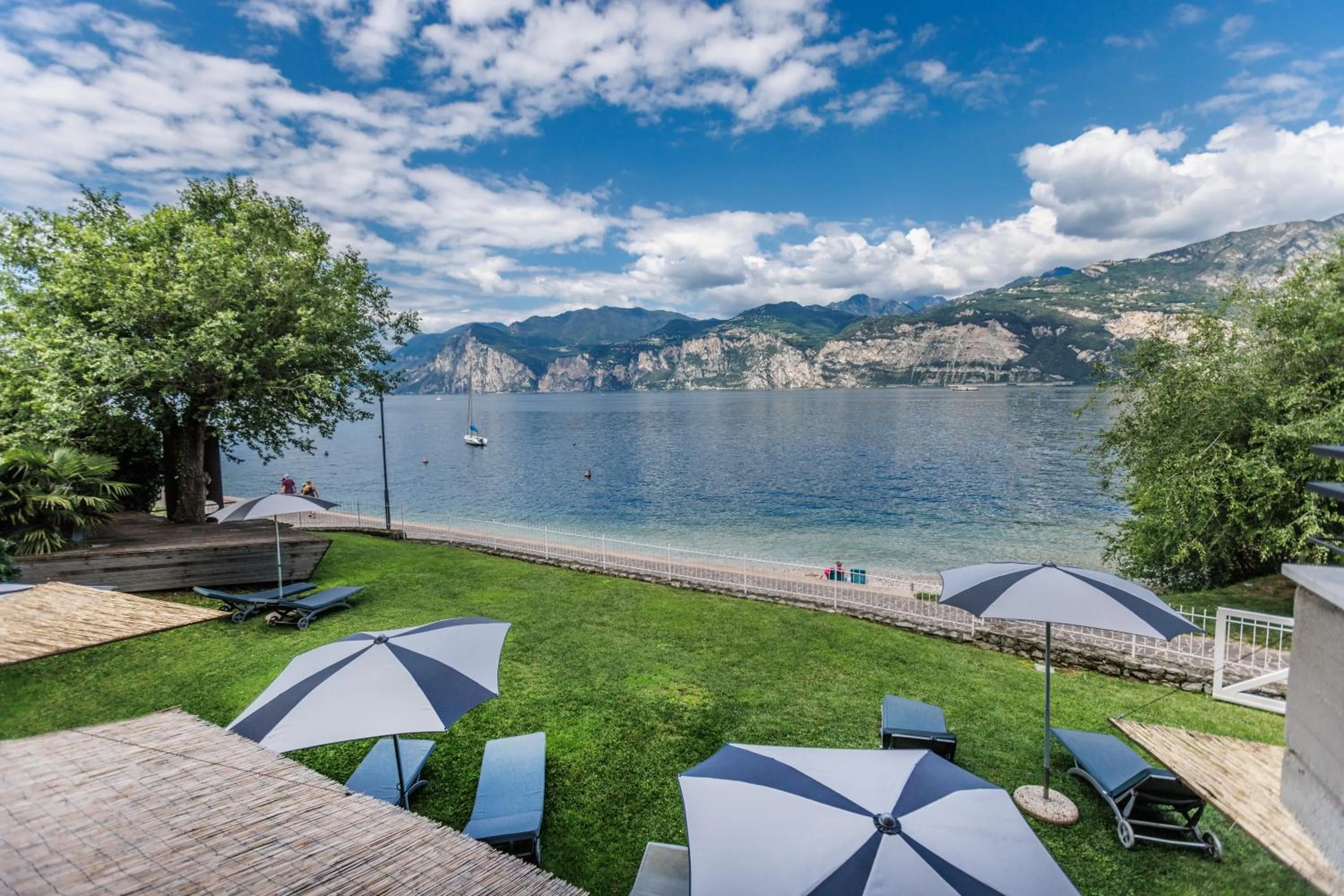 Lake view in Ambienthotel PrimaLuna 3S