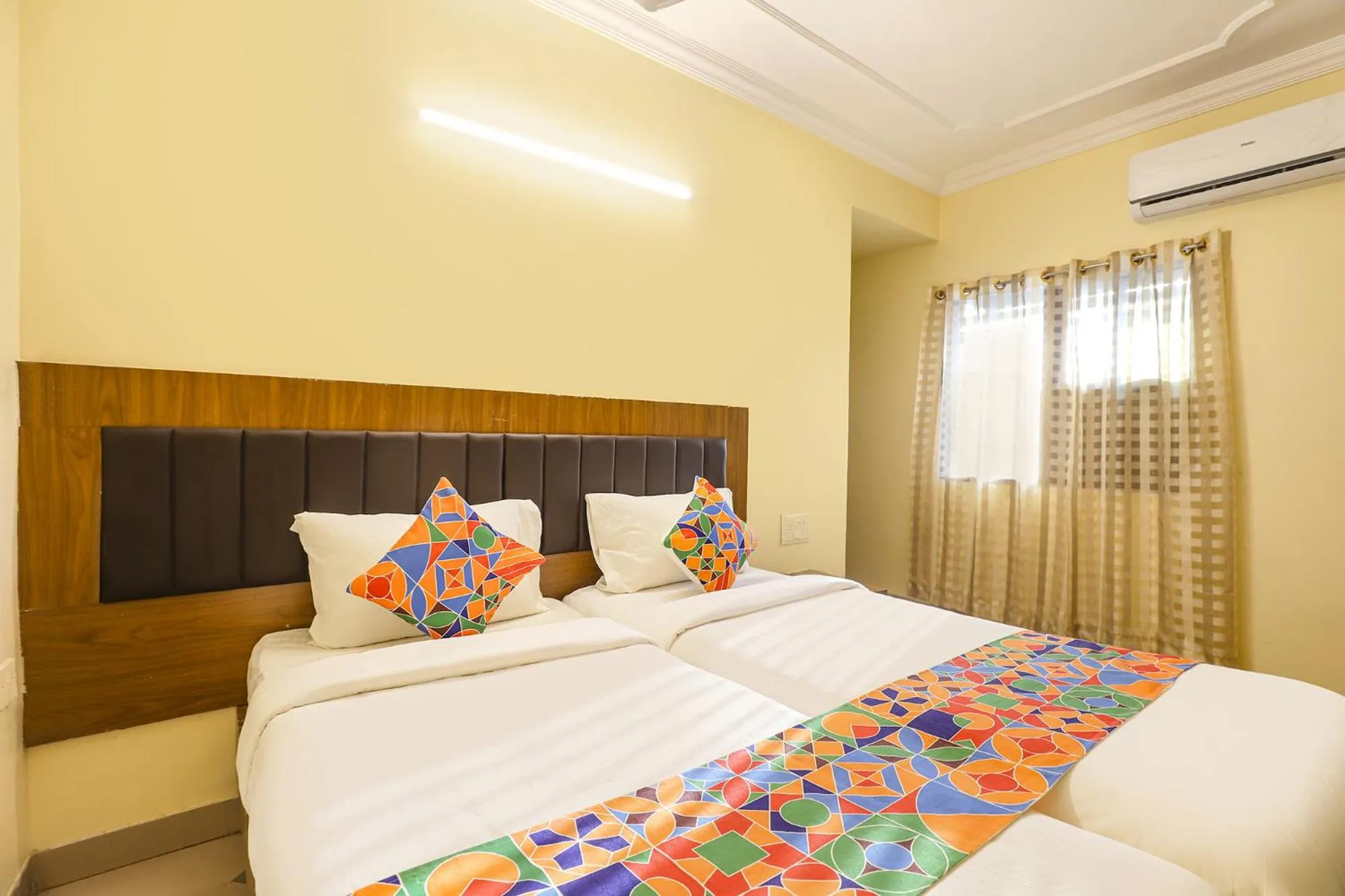 FabHotel GT Galaxy Park - Nr Express Avenue Mall, Royapettah