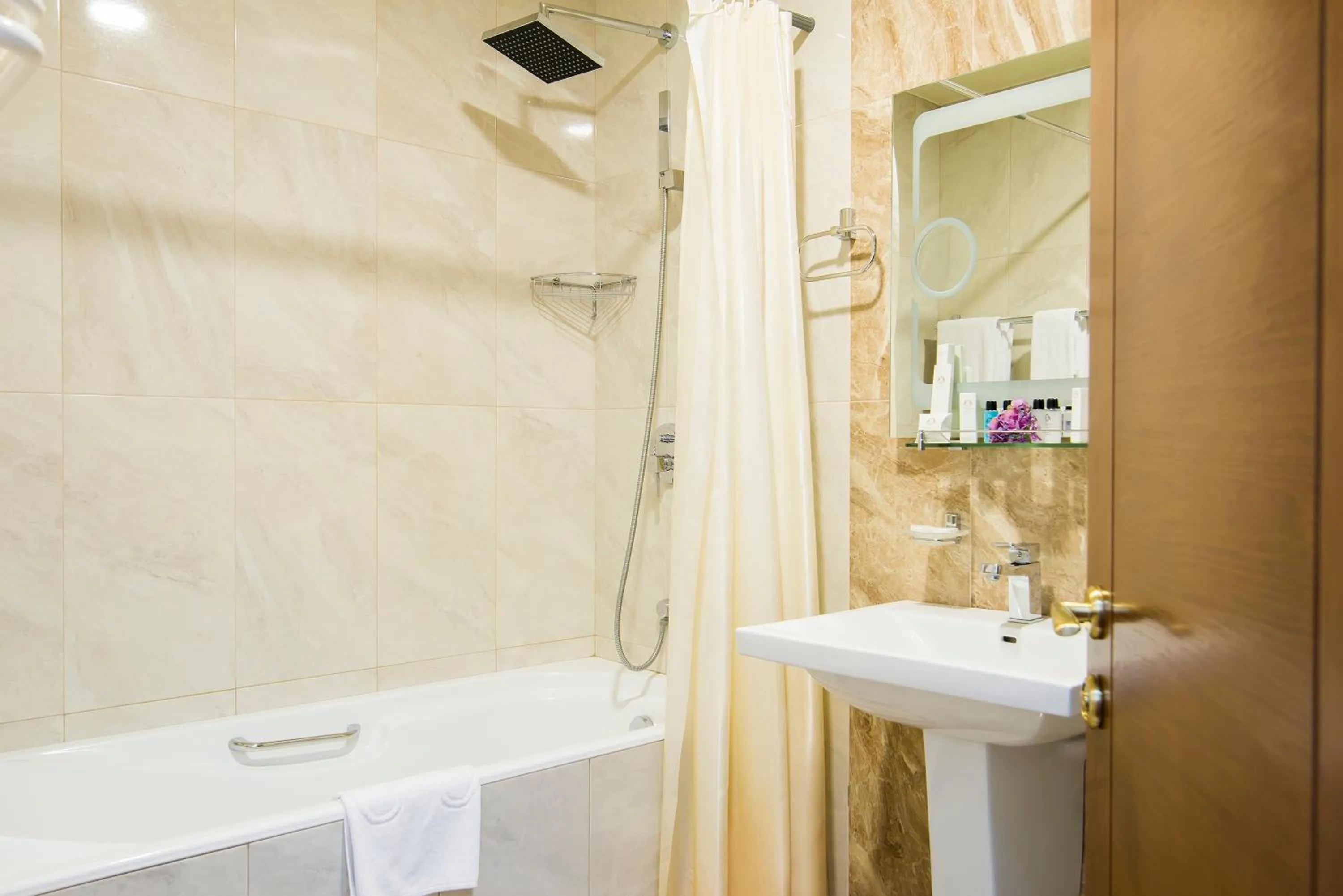 Bathroom in Elegant Hotel & Resort