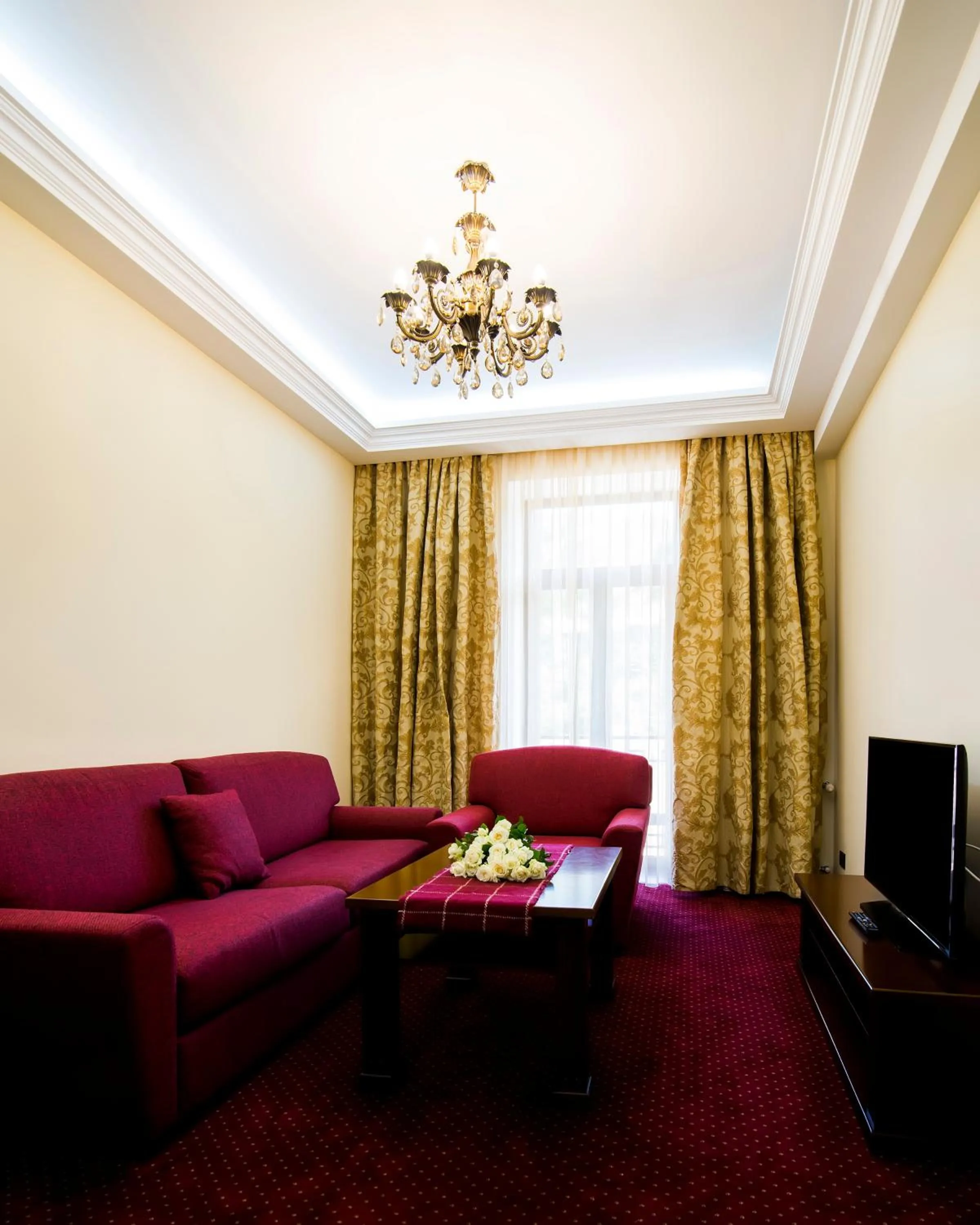 Living room in Elegant Hotel & Resort