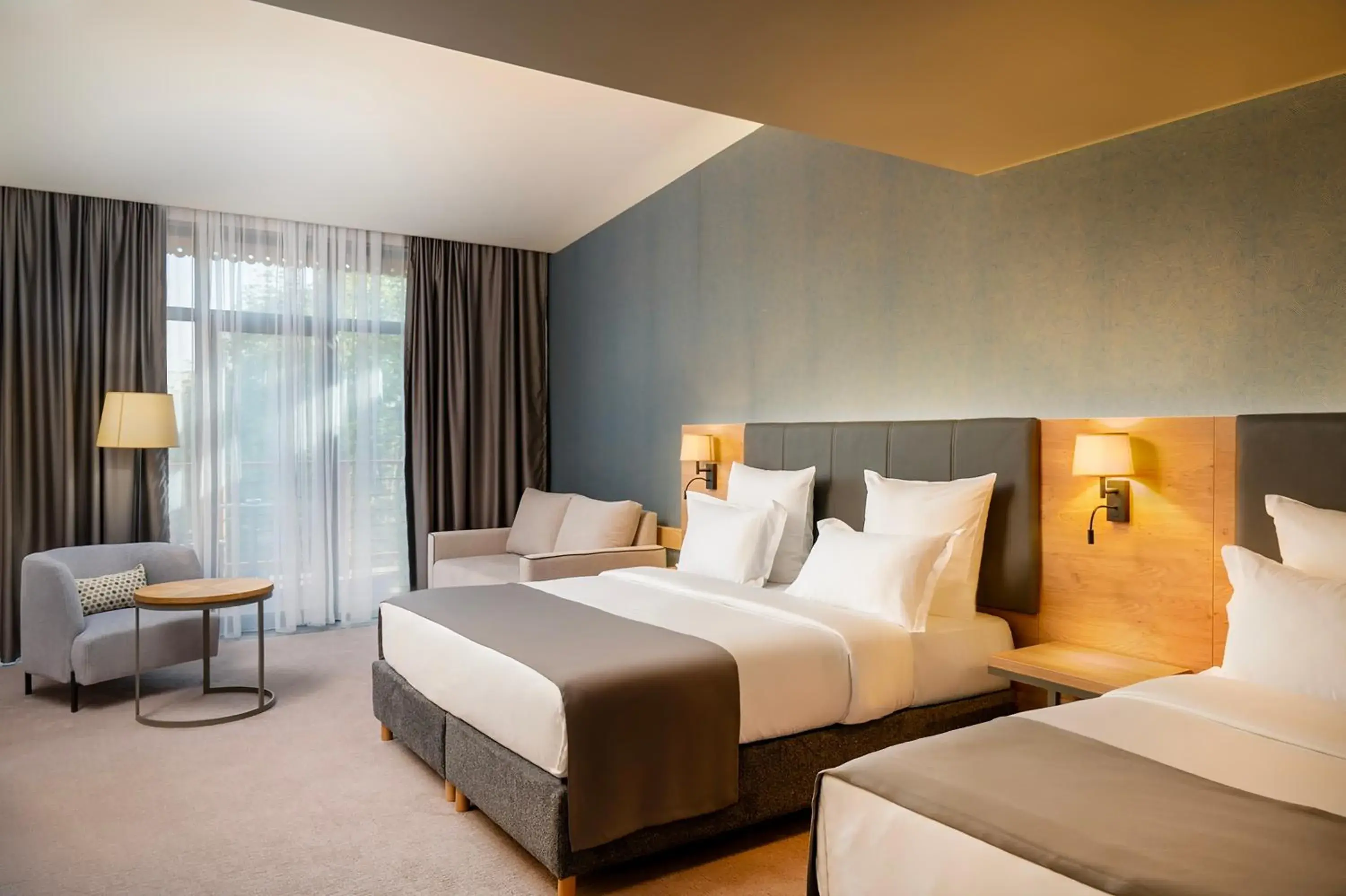 Family Room with Balcony in Red Bridge Yerevan Family Room with Balcony in Red Bridge Yerevan