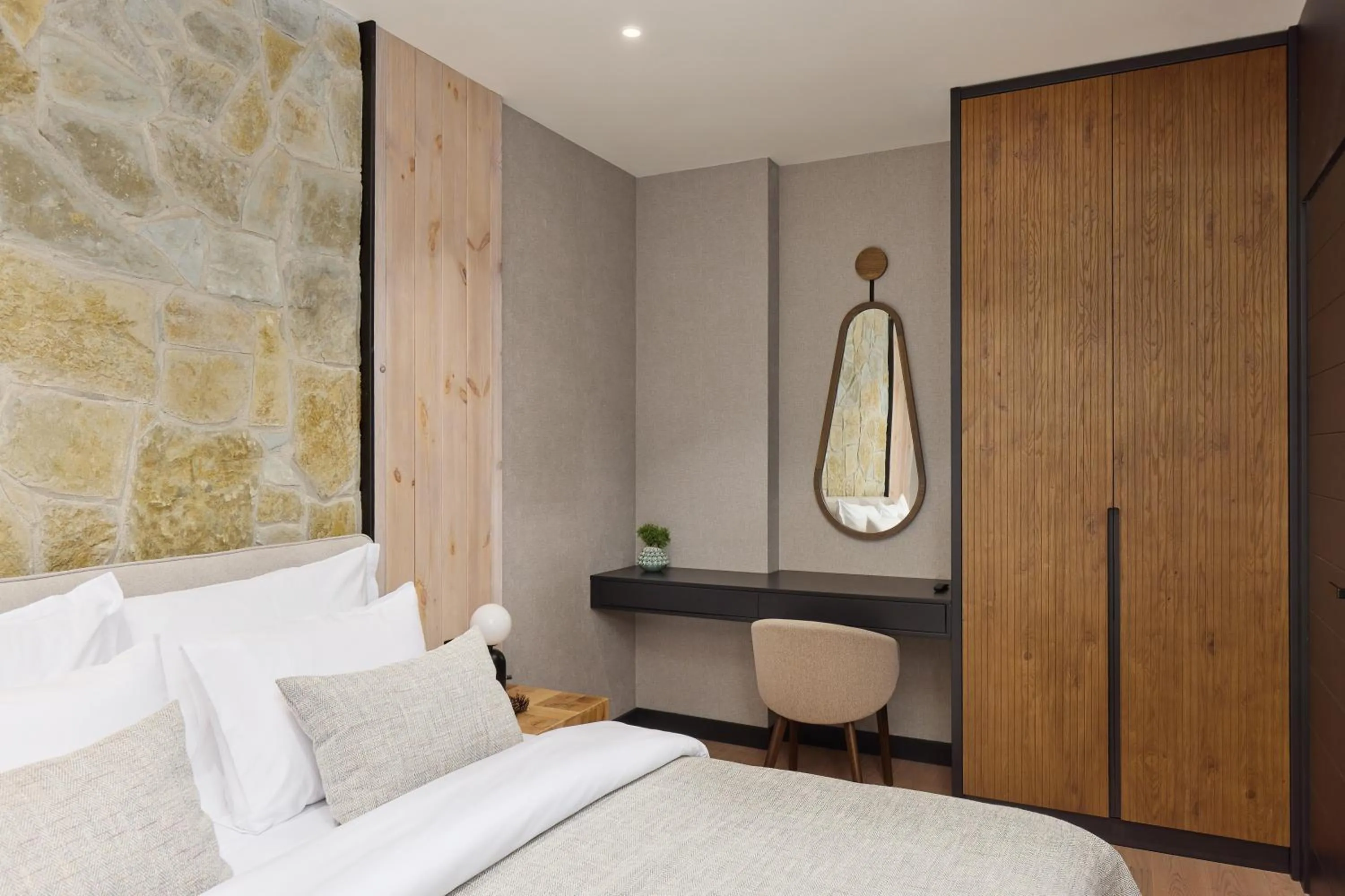 Bed in Wulfenia Hotel & Spa