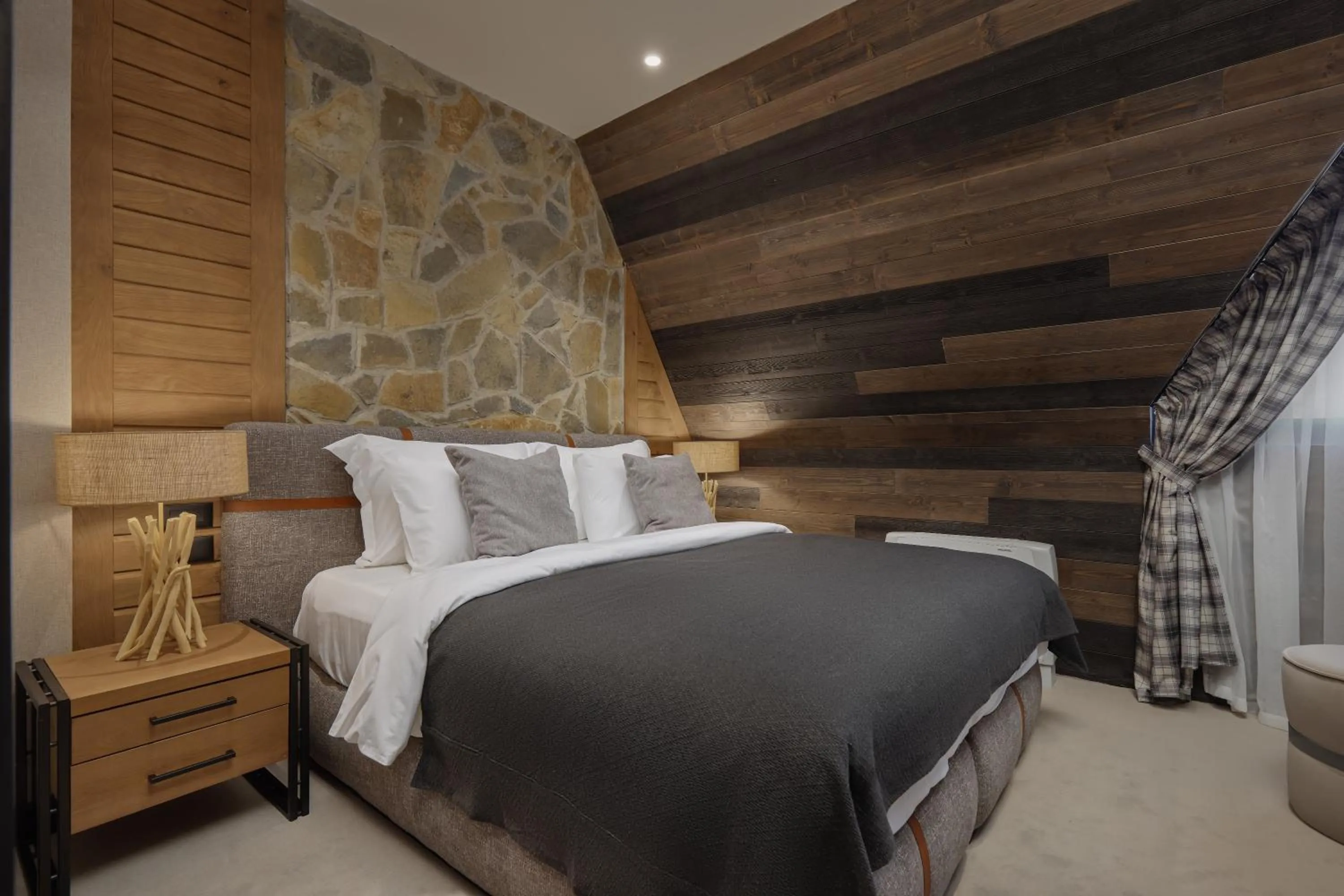 Bed in Wulfenia Hotel & Spa