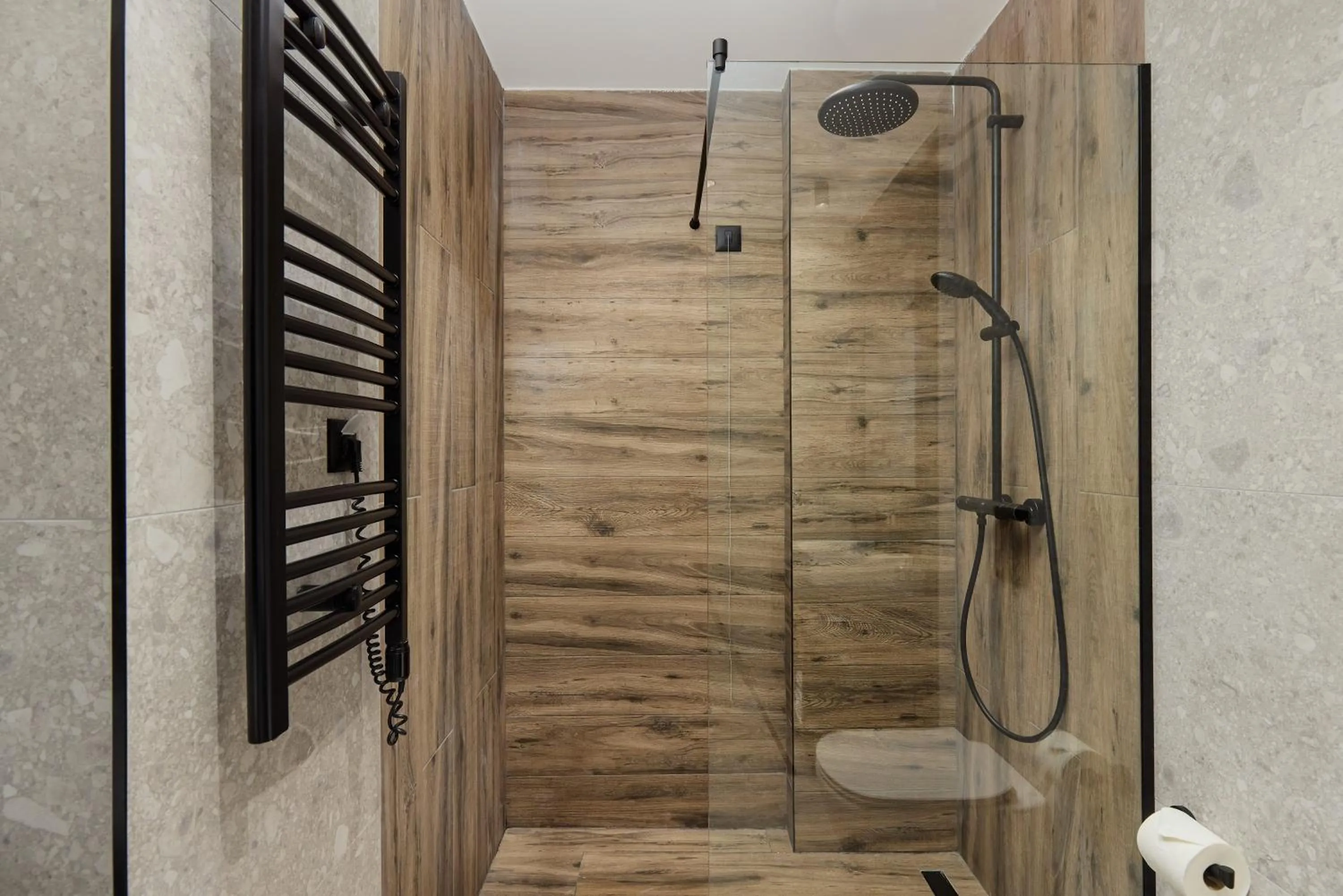 Shower in Wulfenia Hotel & Spa