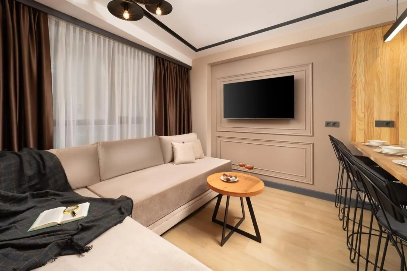 TV and multimedia in Şişli Family Time Suites