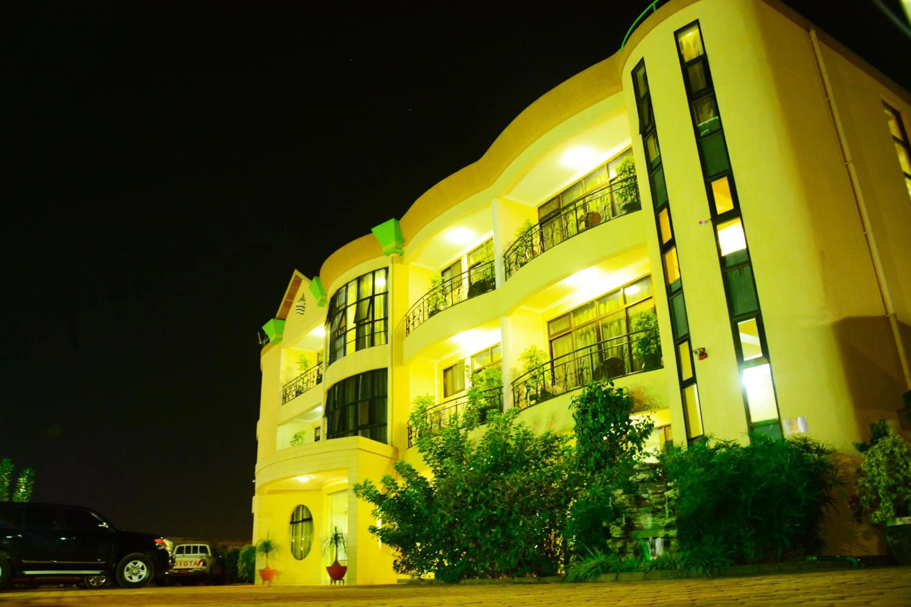 Facade/entrance in Five to Five Hotel