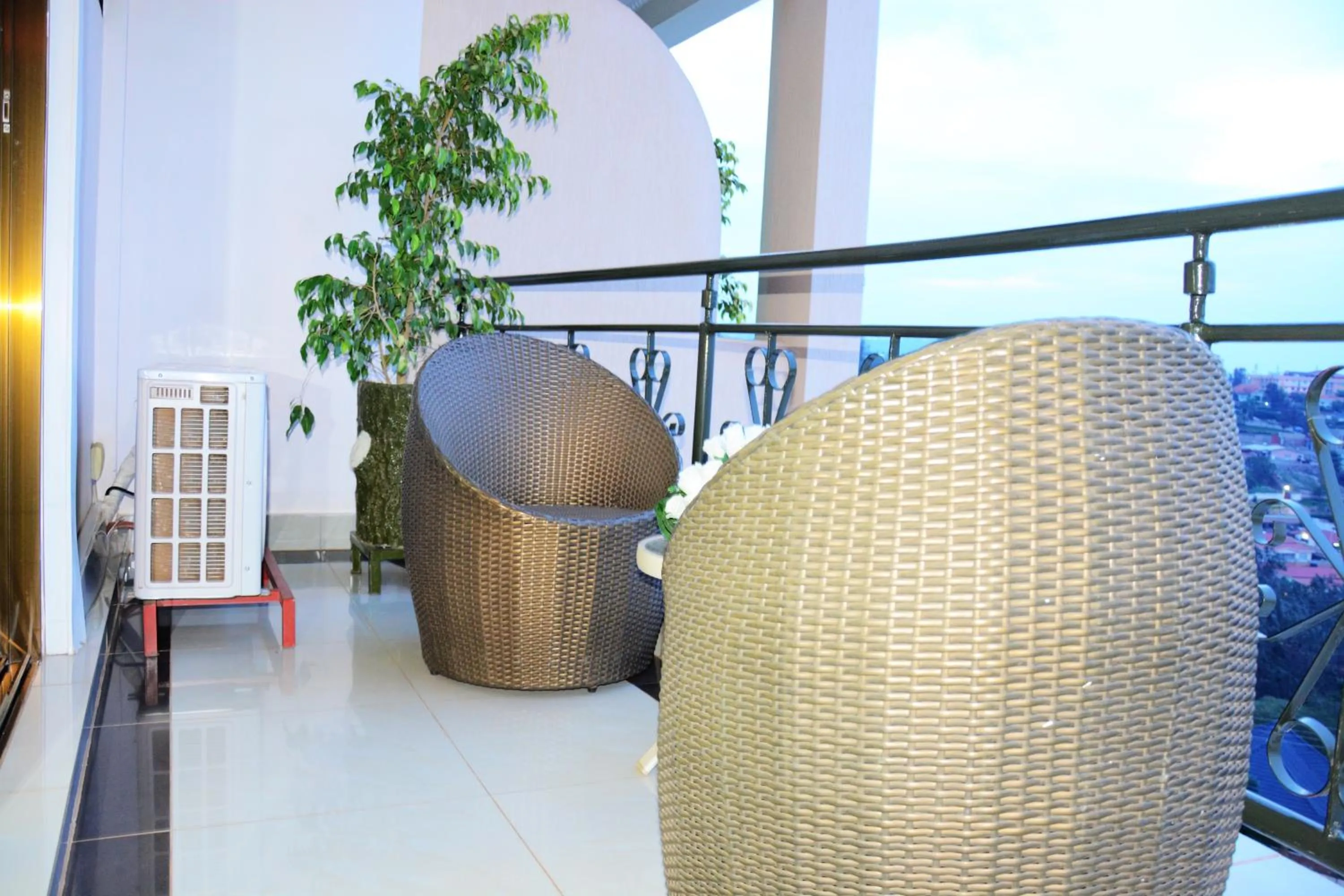 Balcony/Terrace in Five to Five Hotel