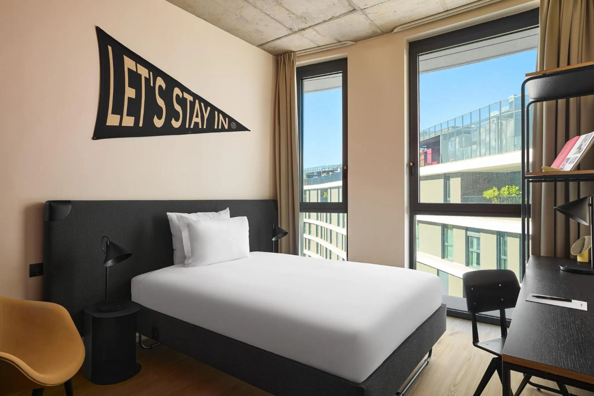 Bedroom, Bed in The Social Hub Rome