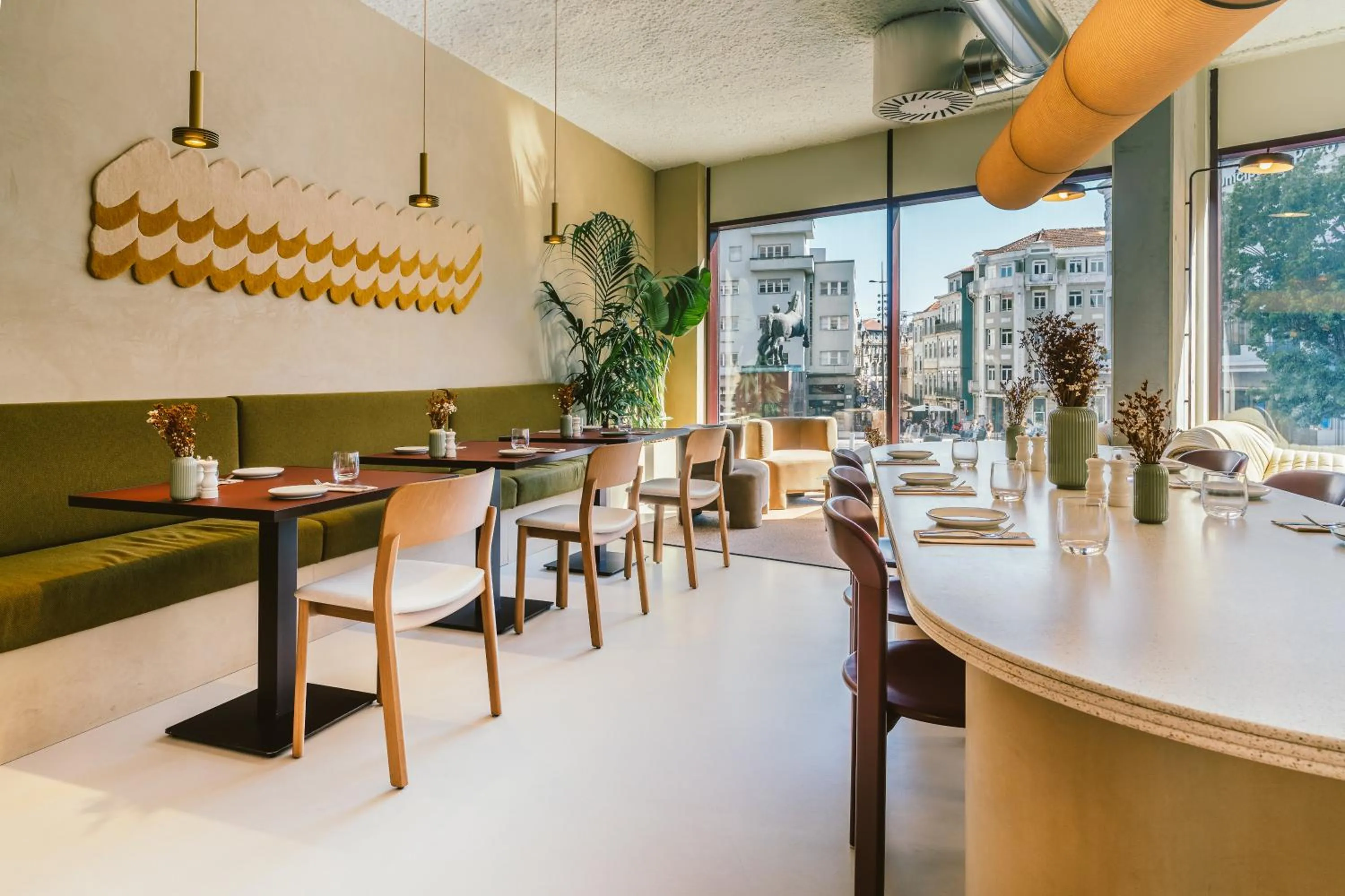 Restaurant/places to eat in The Social Hub Porto