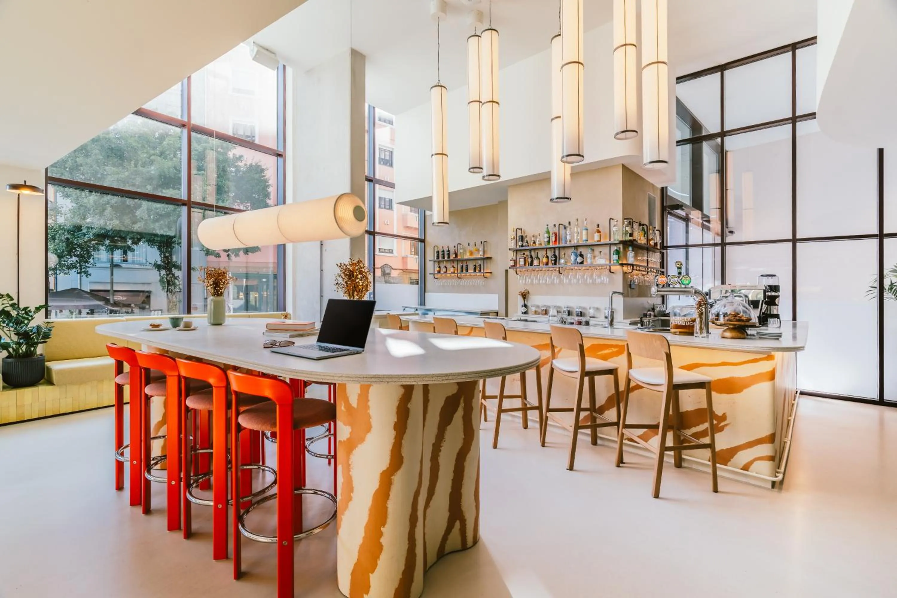 Restaurant/places to eat in The Social Hub Porto