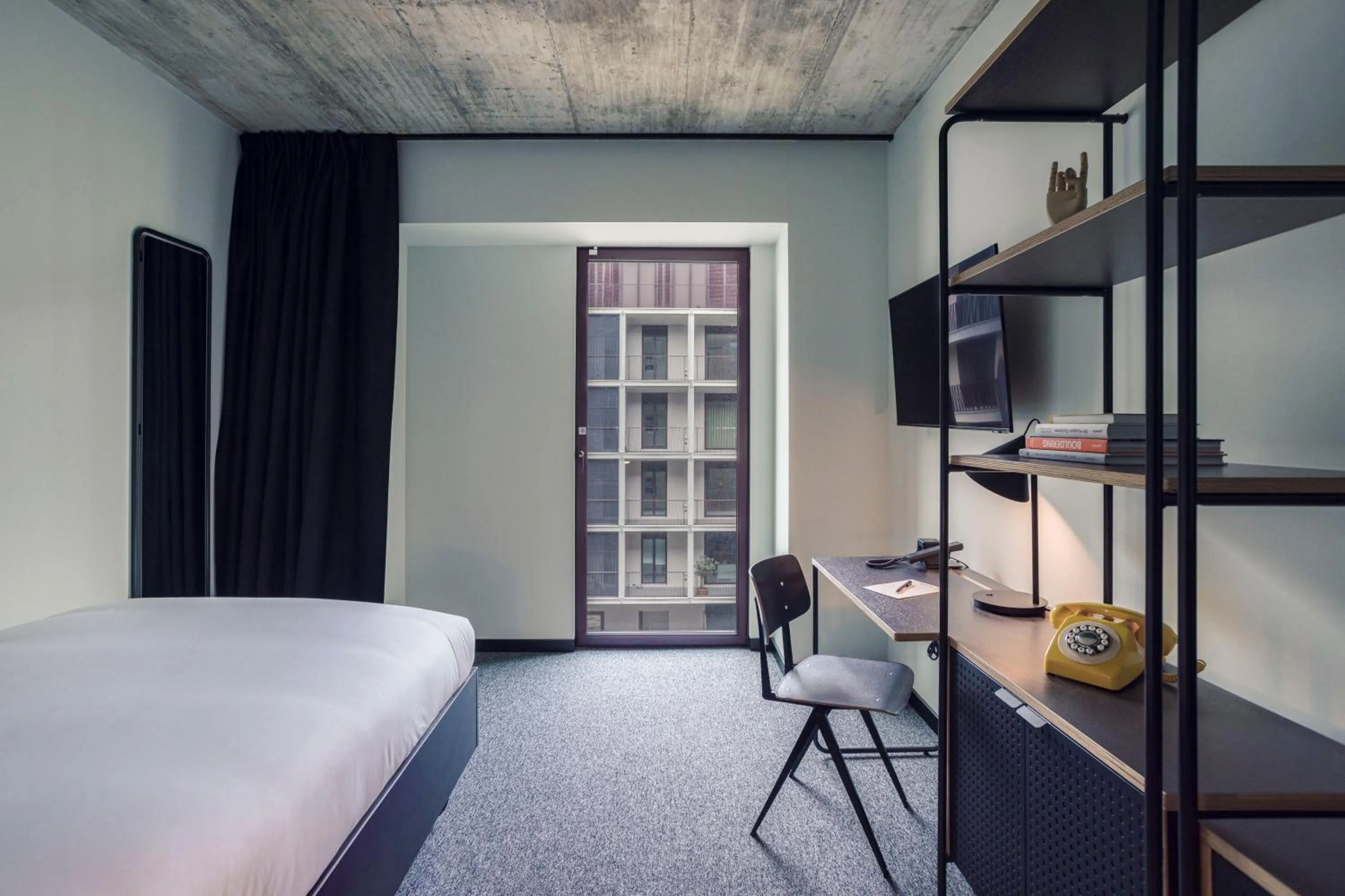 Bed in The Social Hub Porto