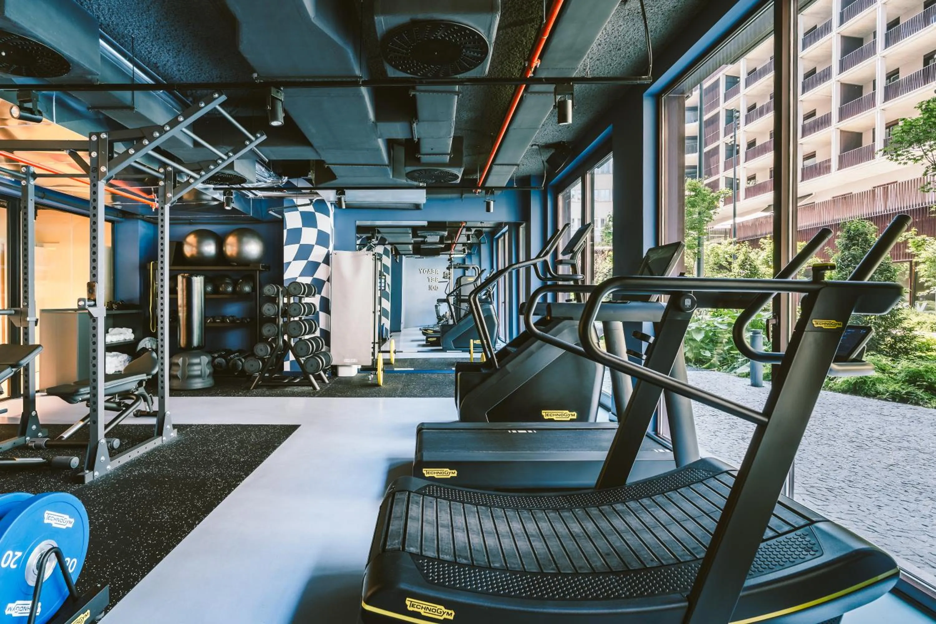 Fitness centre/facilities in The Social Hub Porto