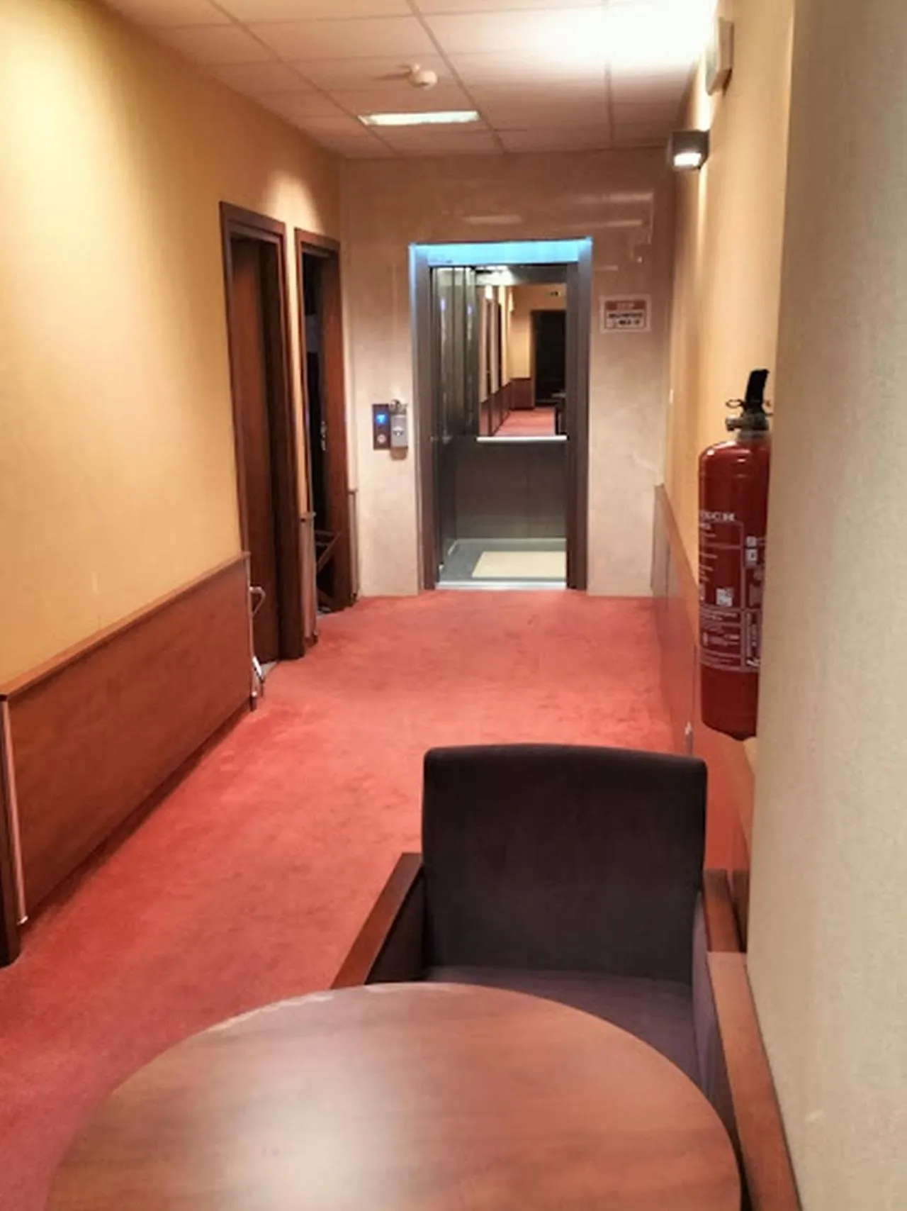 elevator in Hotel Chmielna Warsaw