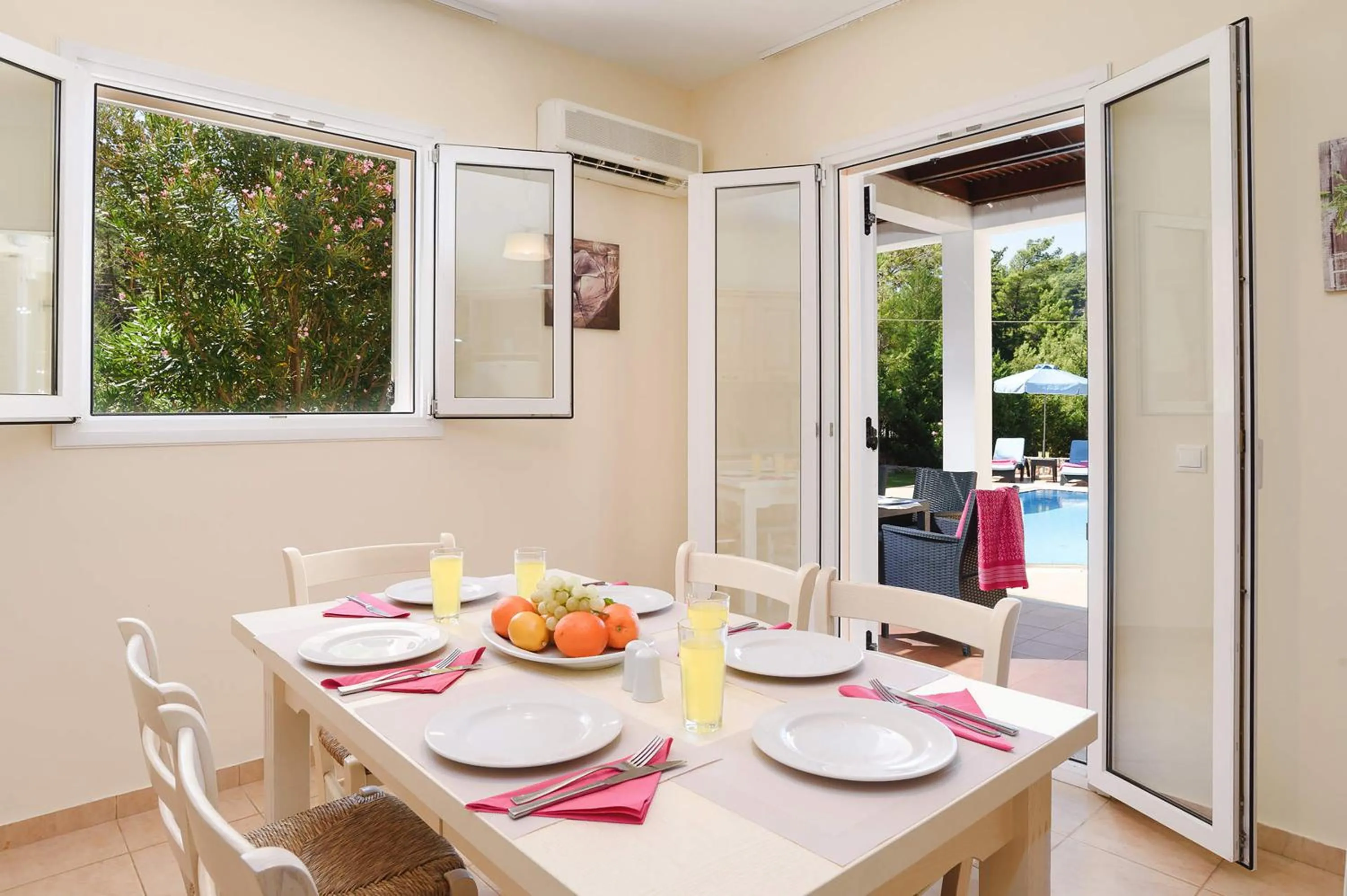 Dining area in Seven Springs Villas