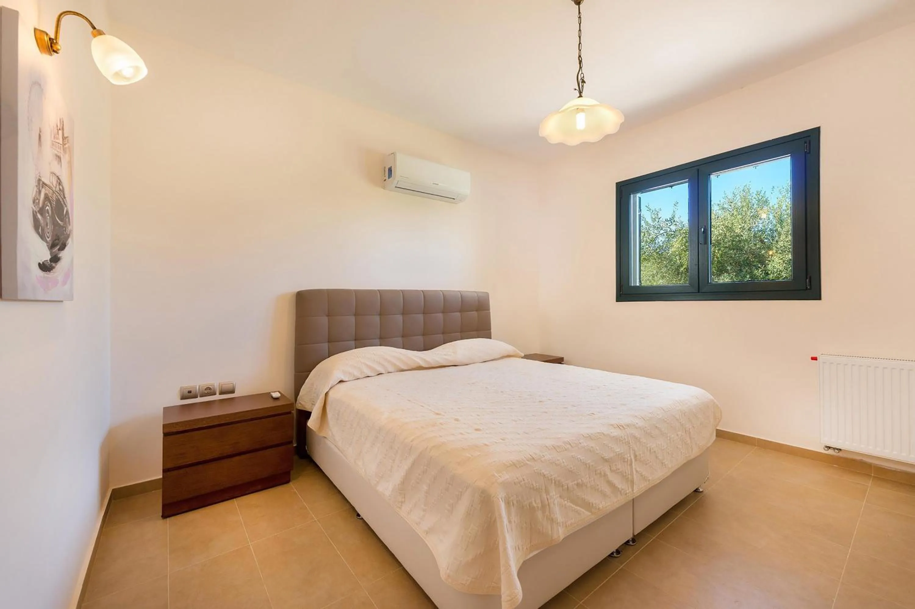 Bedroom, Bed in Seven Springs Villas