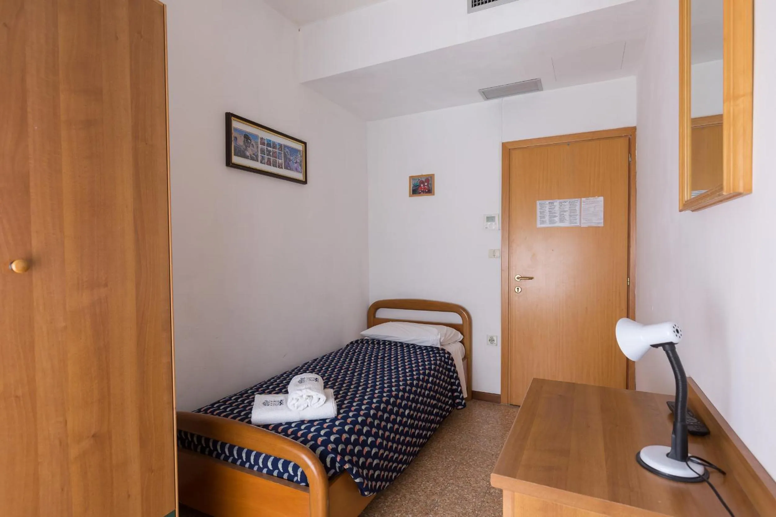 Bedroom, Bed in Hotel Cavallino Bianco