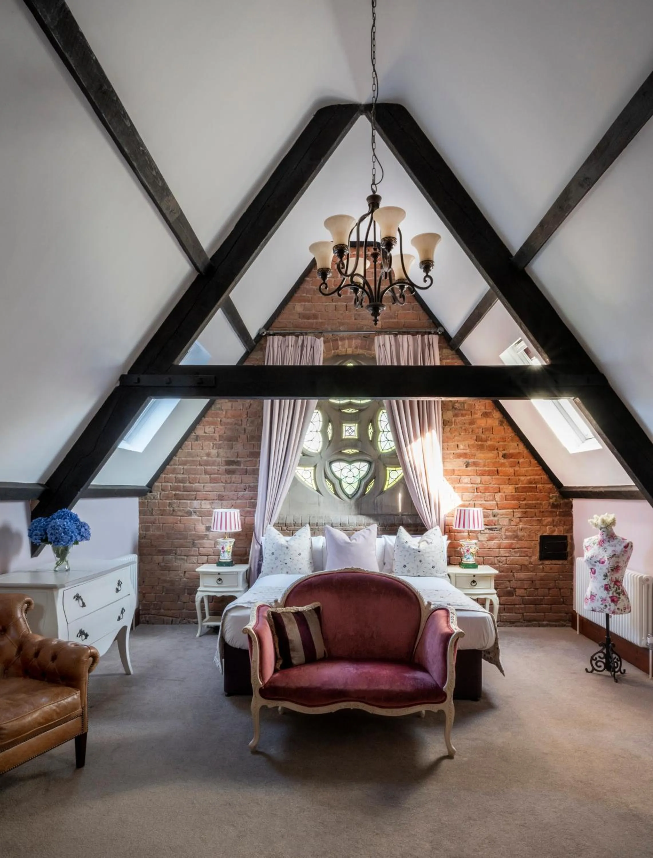 Bedroom, Bed in Stanbrook Abbey Hotel, Worcester