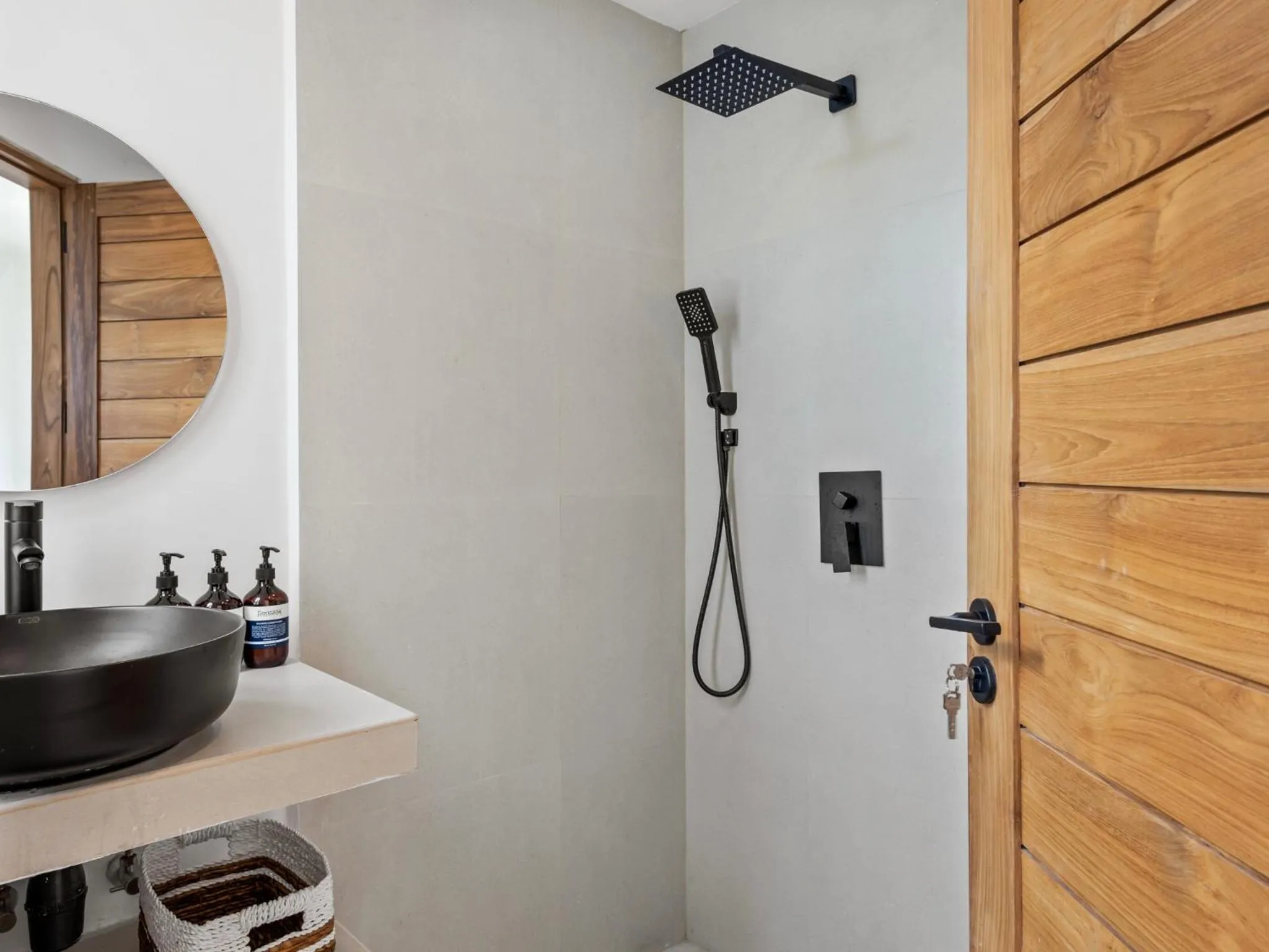 White Residence - Art & Boutique Villas