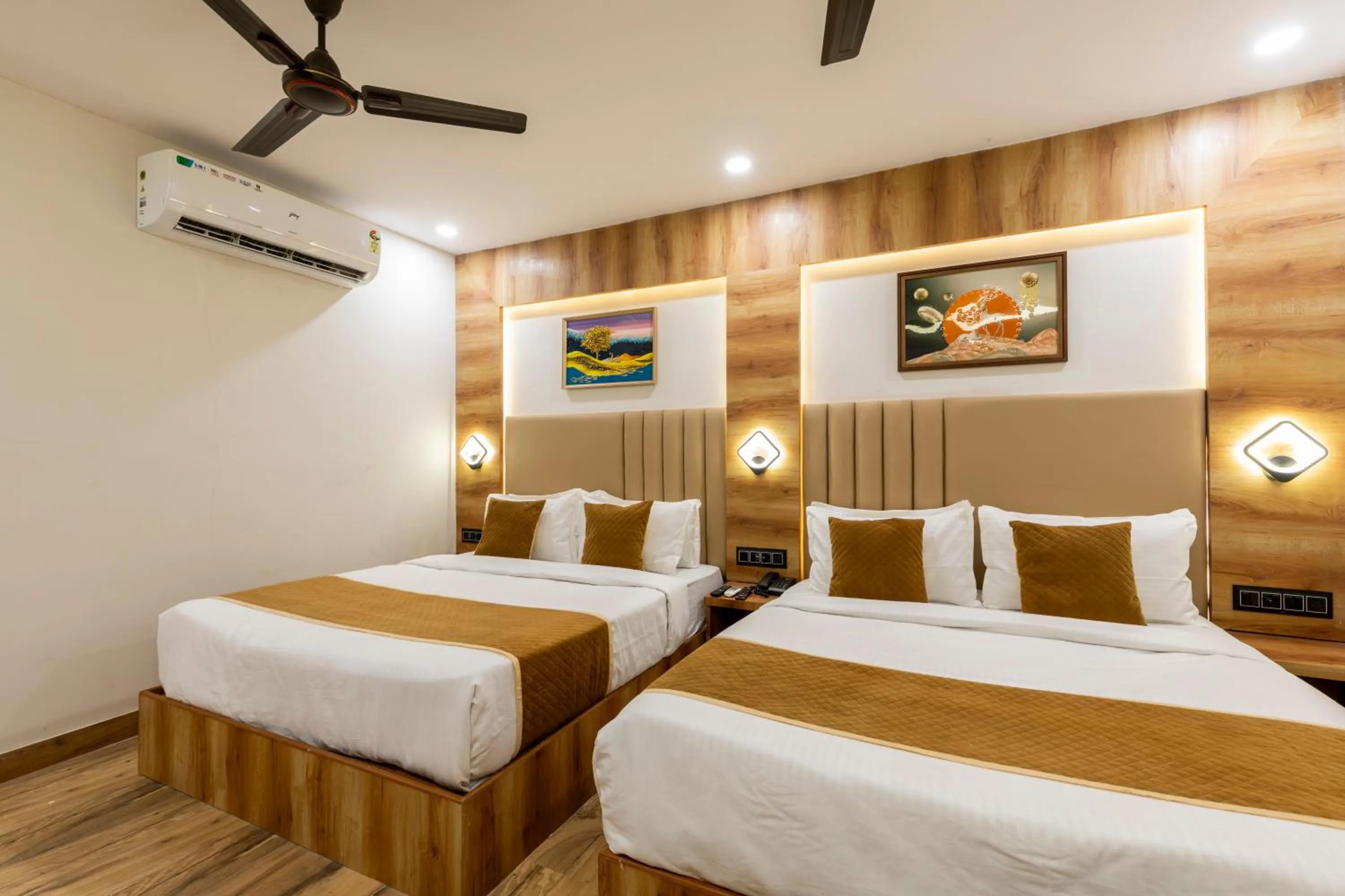 Bed in Hotel Zara International